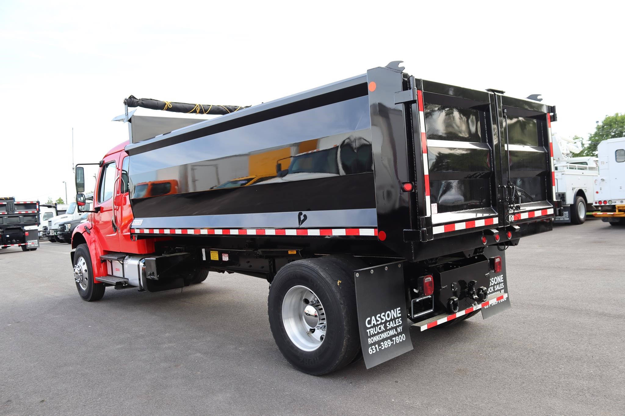 2018 FREIGHTLINER BUSINESS CLASS M2 106 2018 FREIGHTLINER BUSINESS CLASS M2 106 - image 2 of 6