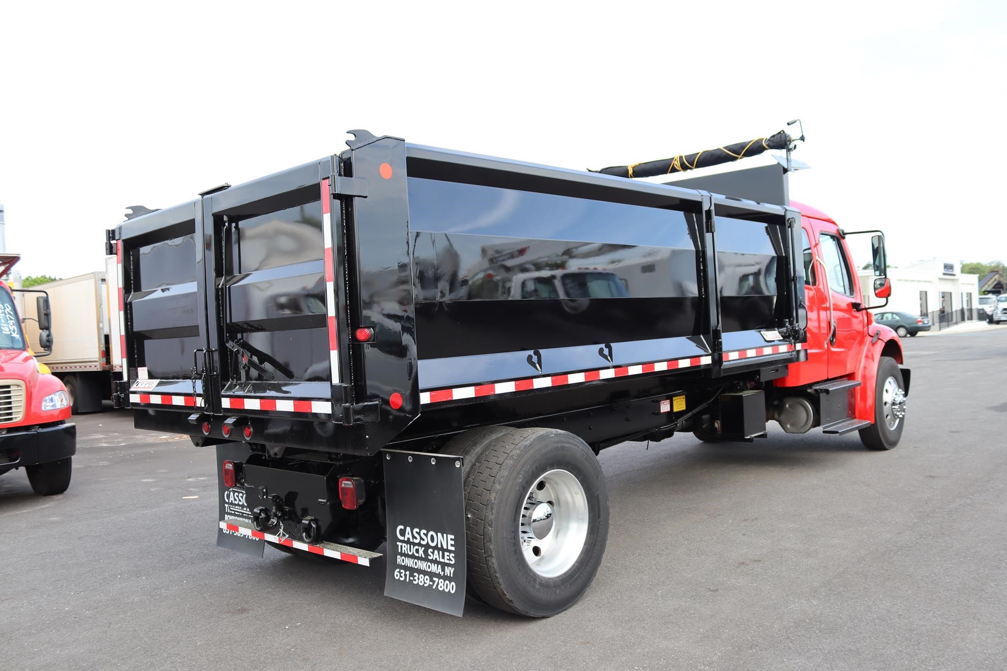 2018 FREIGHTLINER BUSINESS CLASS M2 106 2018 FREIGHTLINER BUSINESS CLASS M2 106 - image 4 of 6