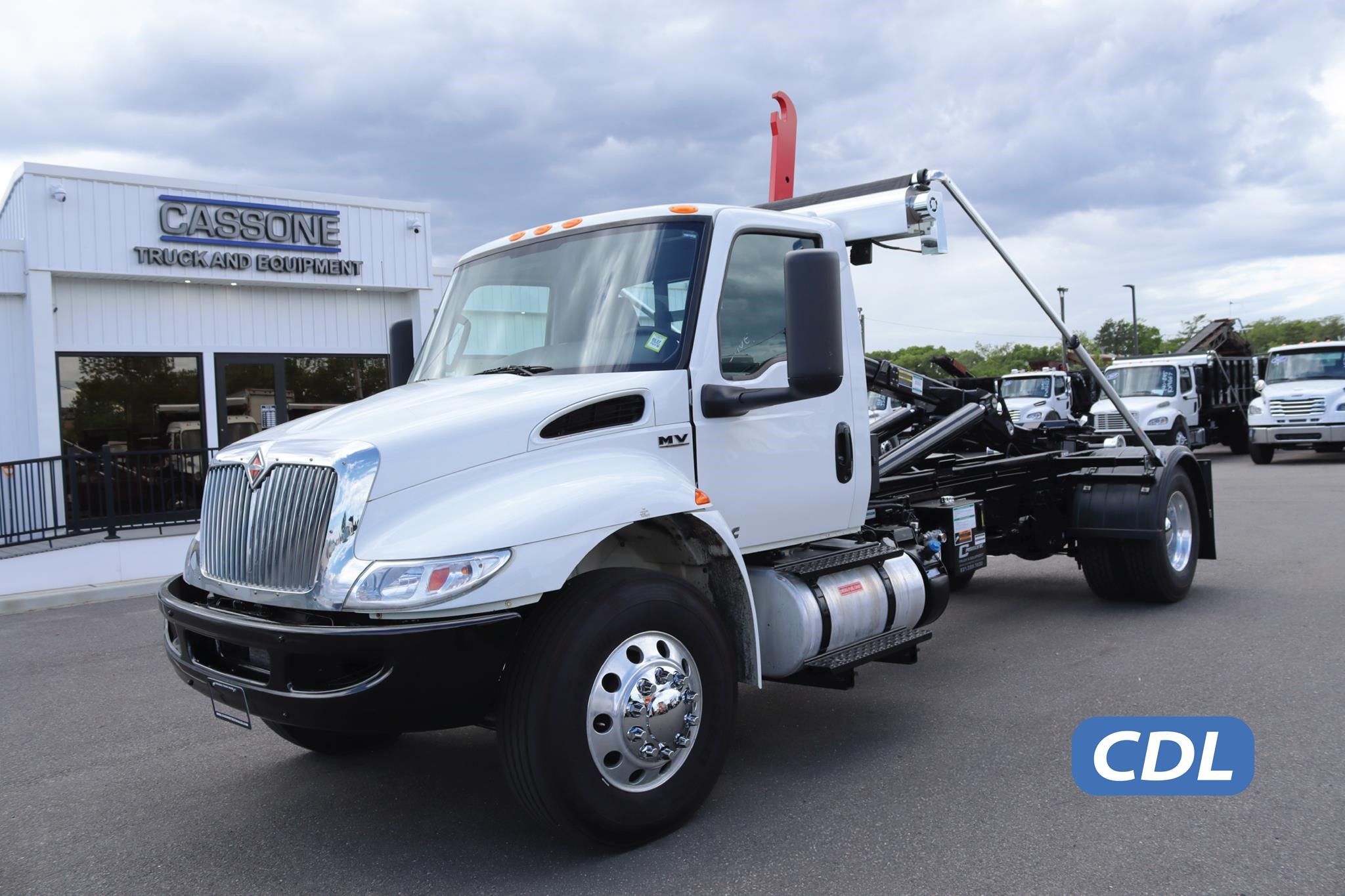 2021 INTERNATIONAL MV 2021 INTERNATIONAL MV - image 1 of 6