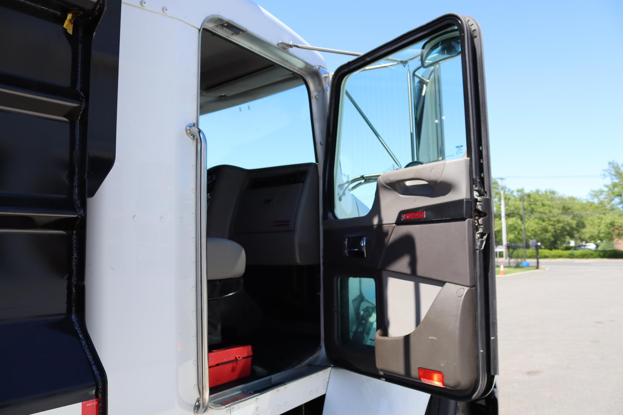 2019 KENWORTH T270 11026225588 2019 KENWORTH T270 11026225588