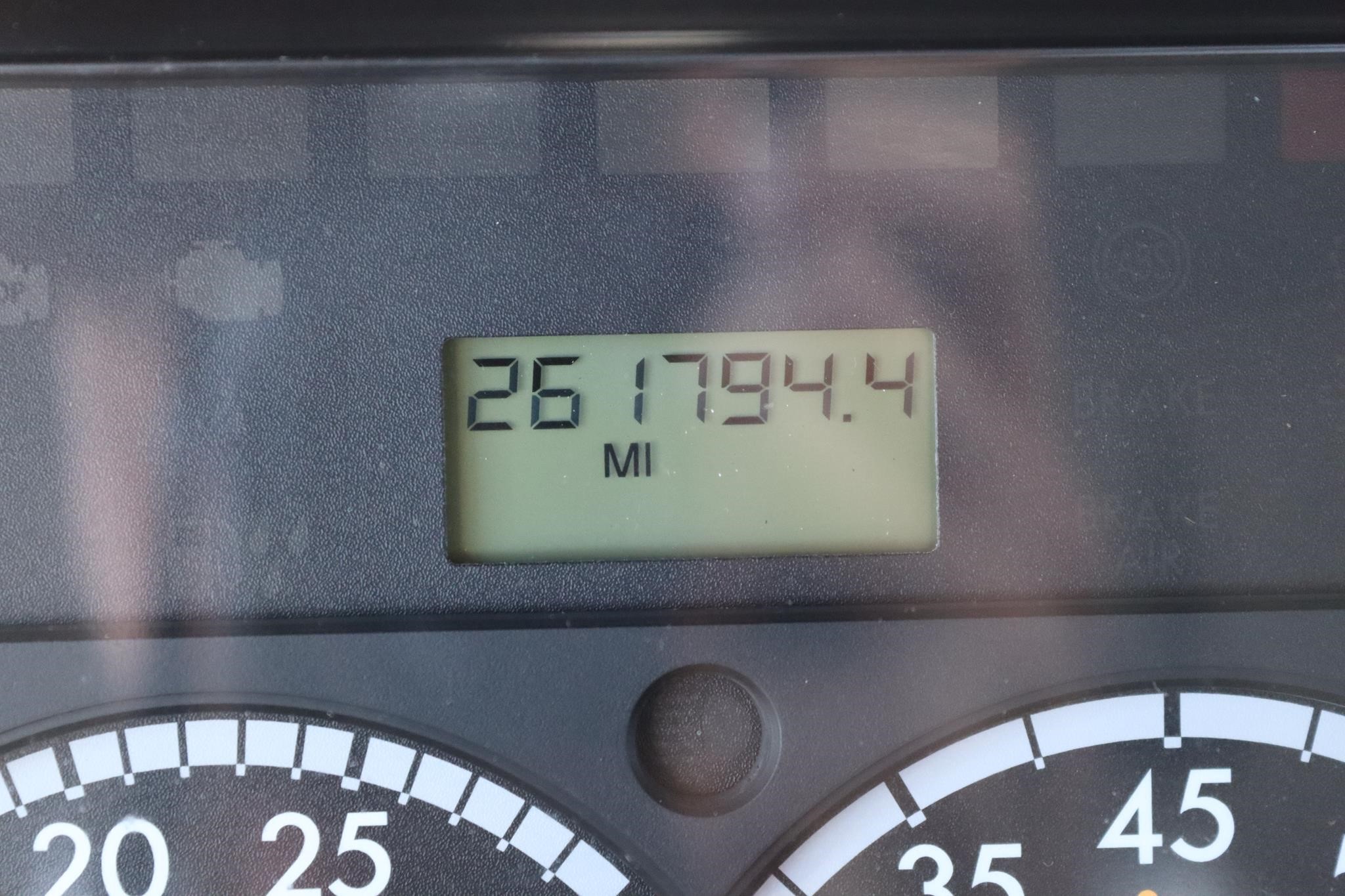 2015 FREIGHTLINER BUSINESS CLASS M2 112 11026664493 2015 FREIGHTLINER BUSINESS CLASS M2 112 11026664493