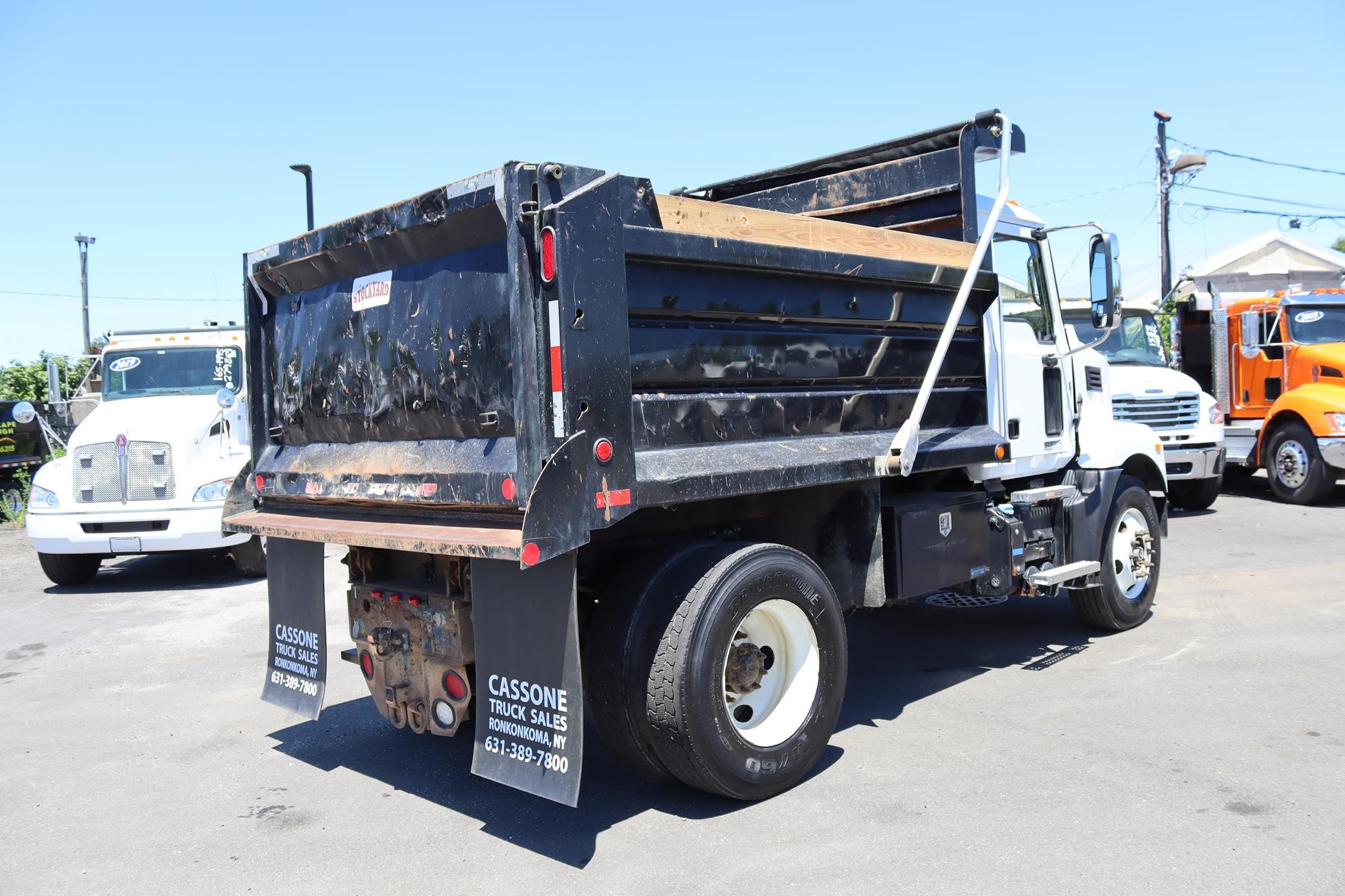 2023 MACK MD7 2023 MACK MD7 - image 4 of 6