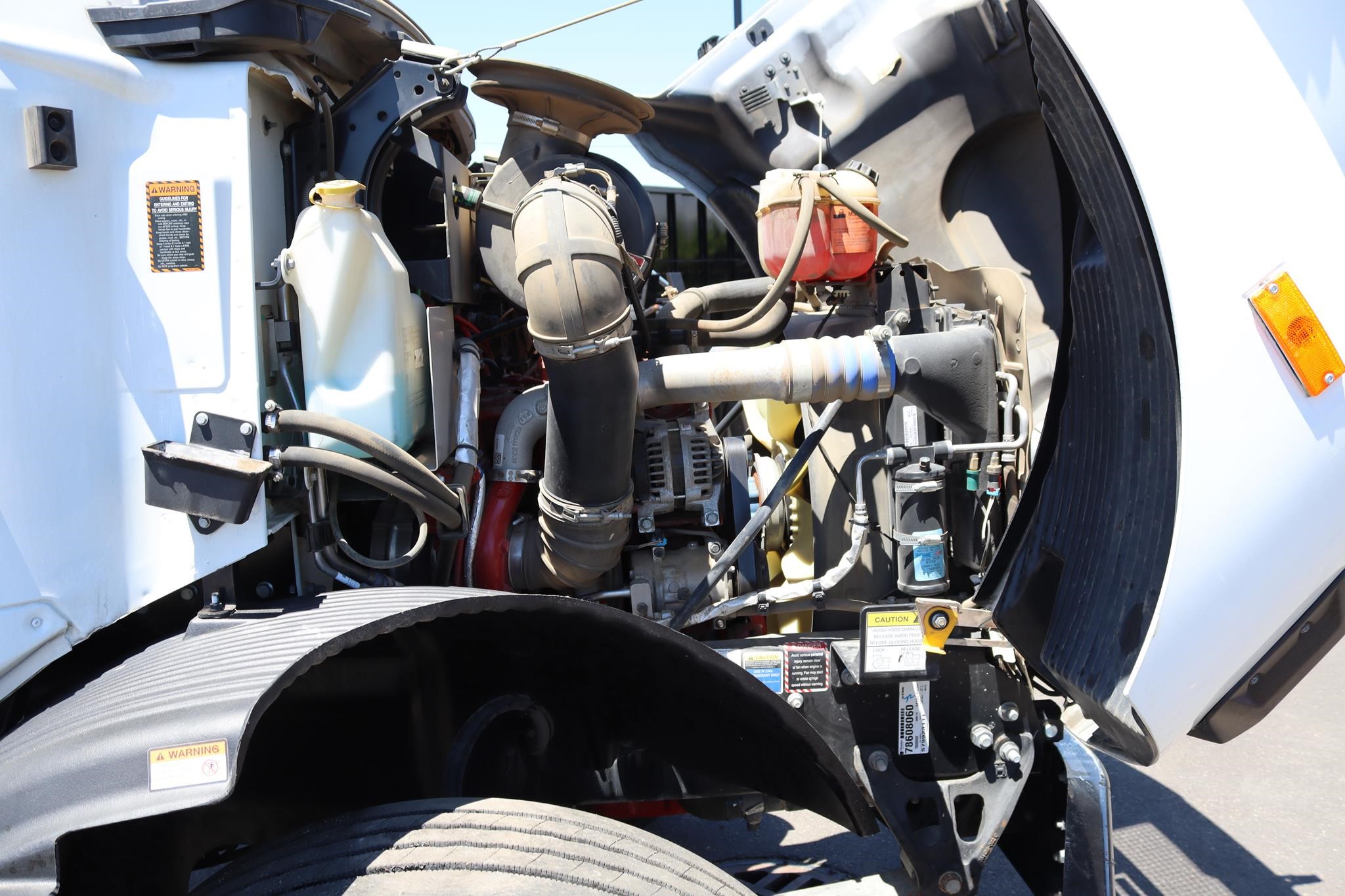 2023 MACK MD7 11027521525 2023 MACK MD7 11027521525