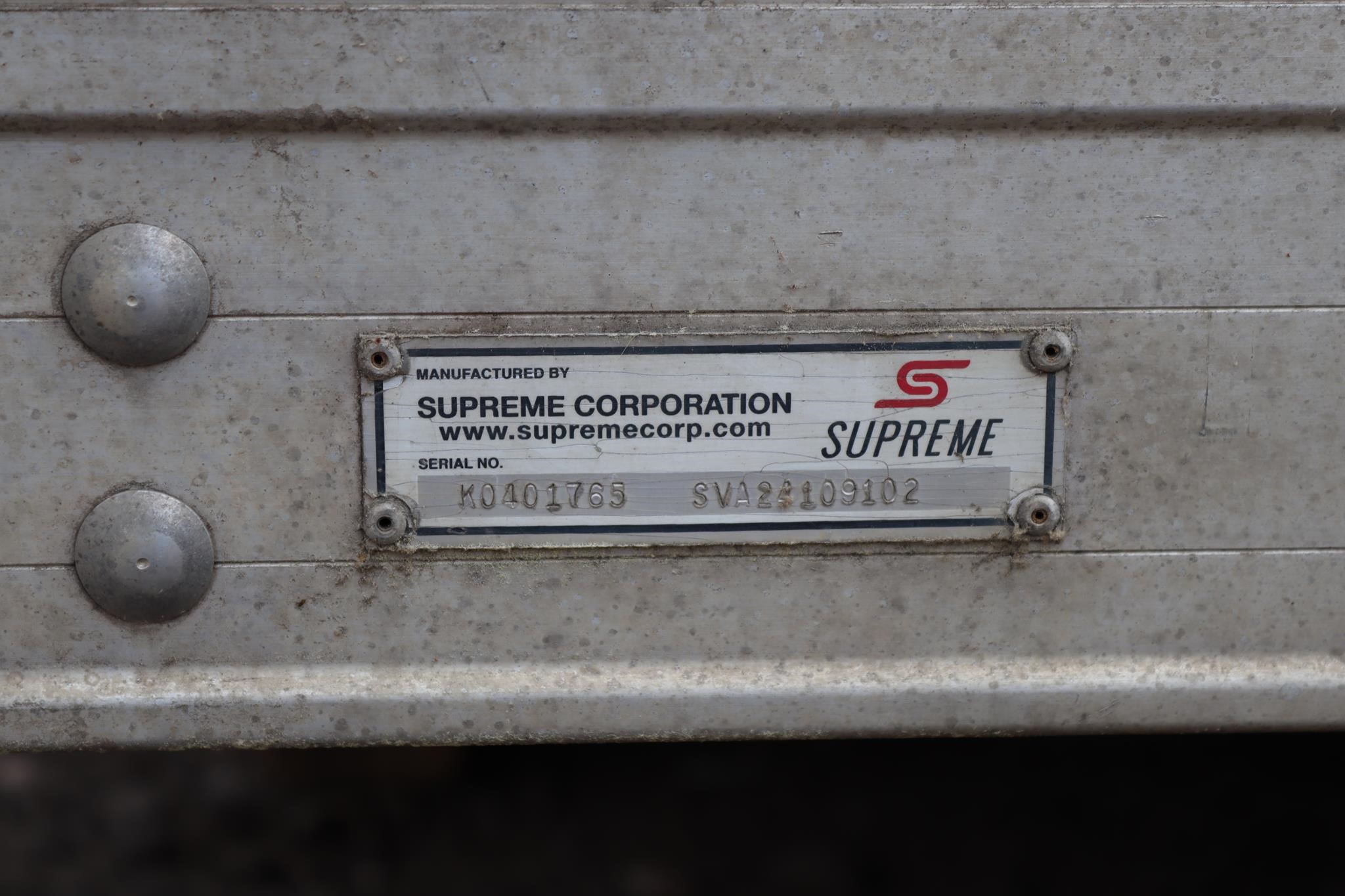 2019 SUPREME 24 FT 11028392828 2019 SUPREME 24 FT 11028392828