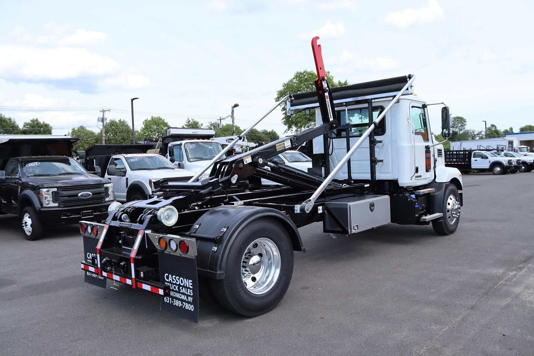 2027 MACK MD7 2027 MACK MD7 - image 4 of 6