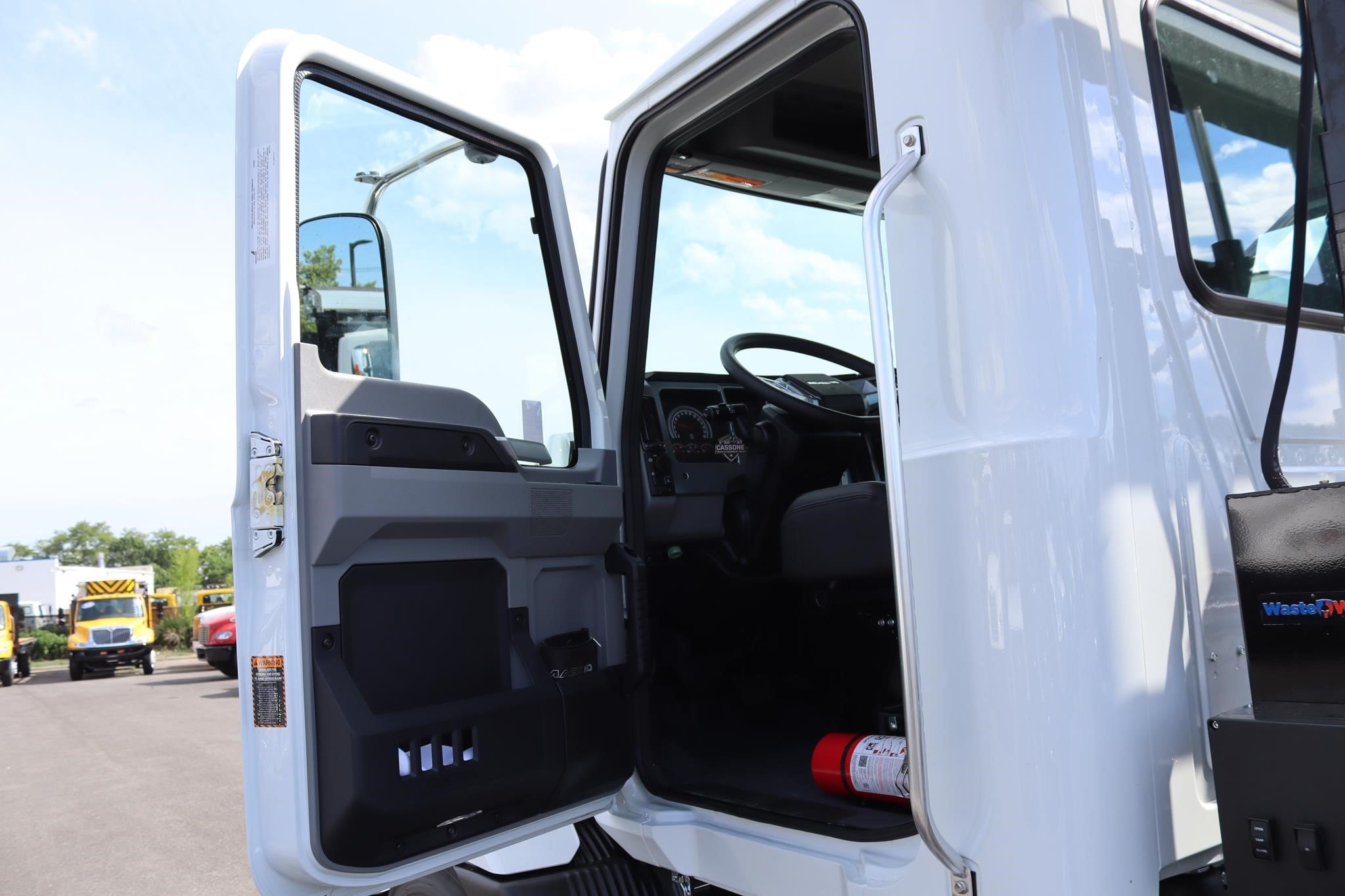 2027 MACK MD7 11030003066 2027 MACK MD7 11030003066