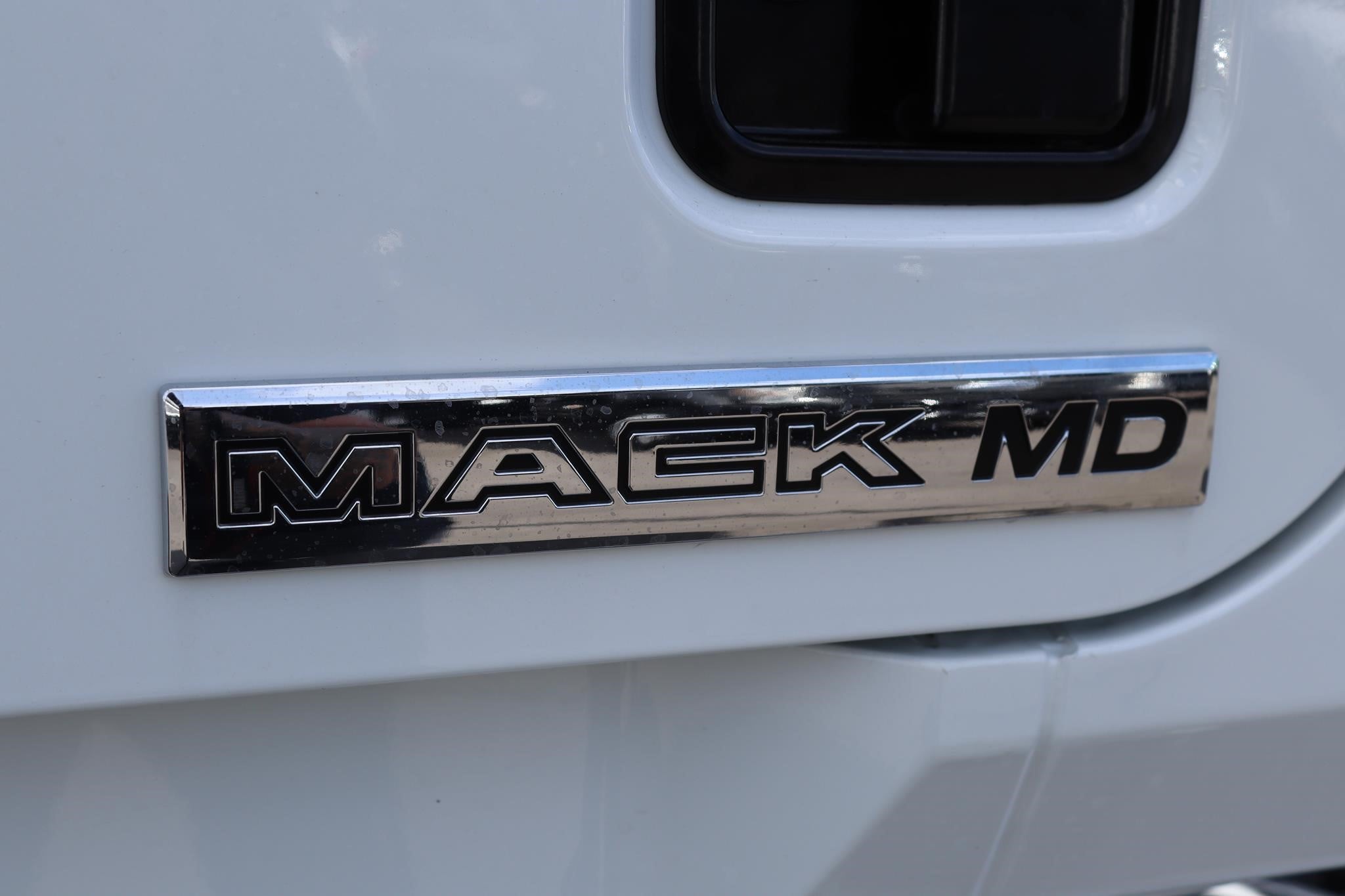 2027 MACK MD7 11030003426 2027 MACK MD7 11030003426