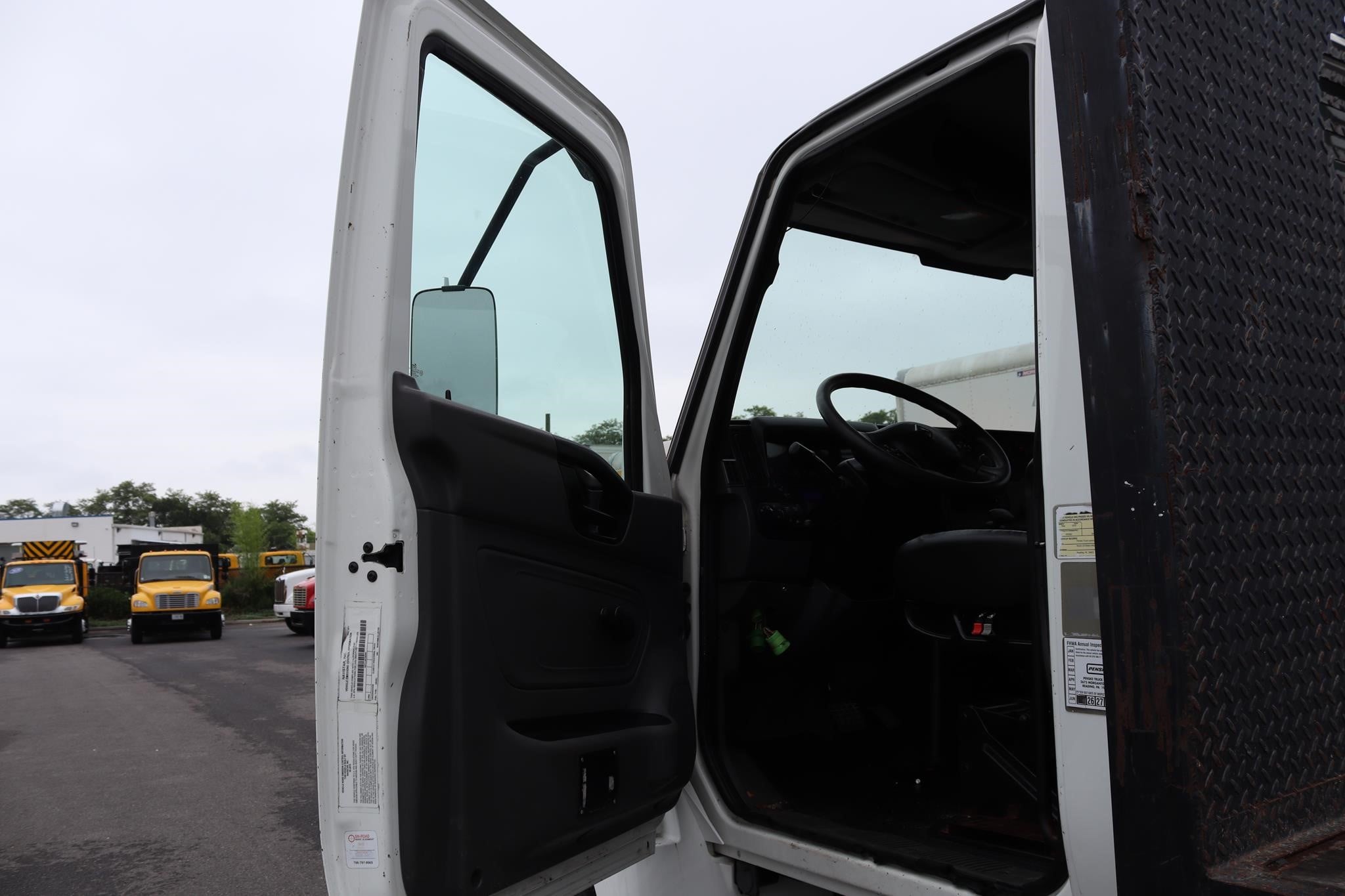 2020 INTERNATIONAL MV 11030445085 2020 INTERNATIONAL MV 11030445085