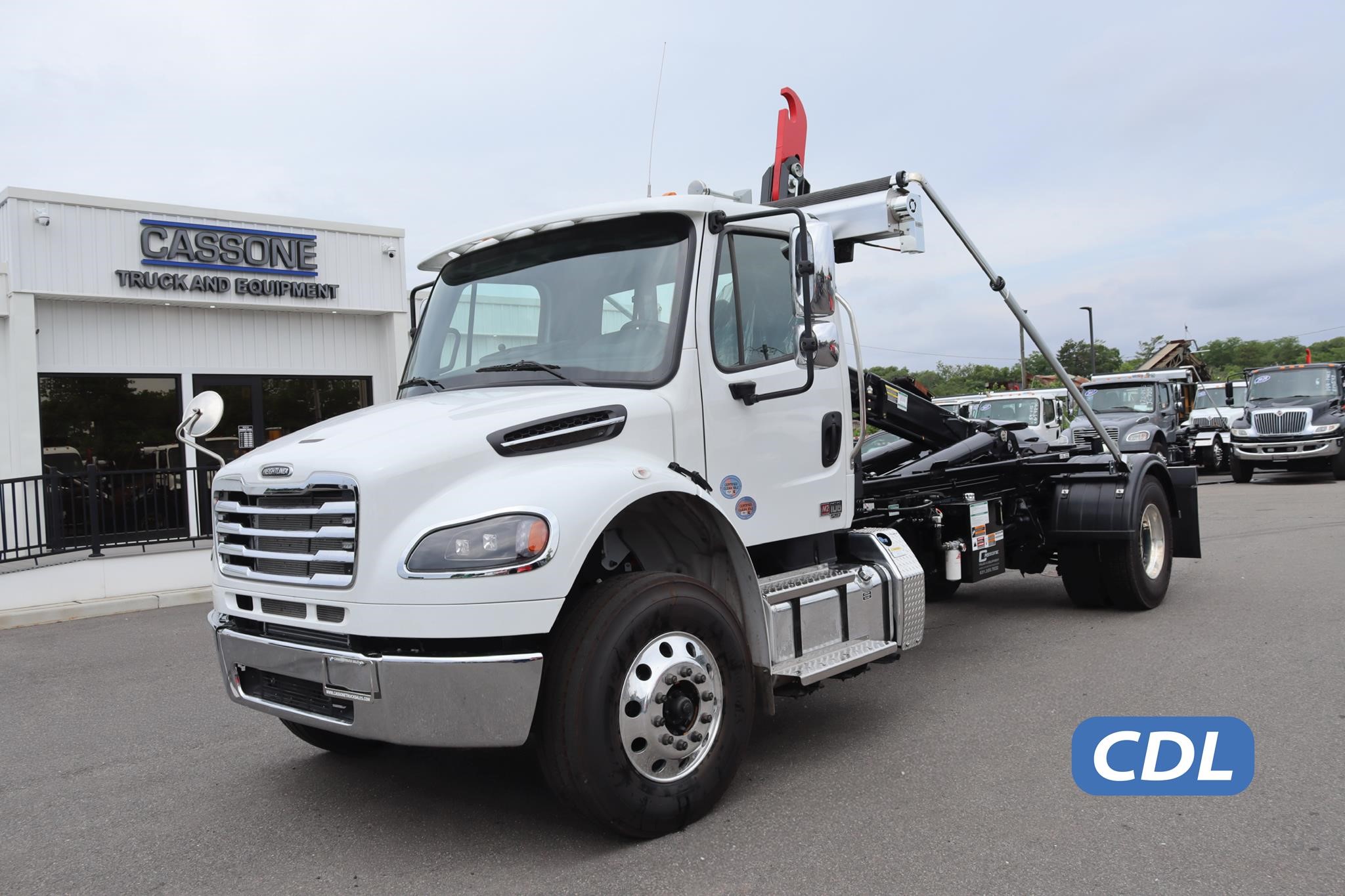 2027 FREIGHTLINER BUSINESS CLASS M2 106 PLUS 2027 FREIGHTLINER BUSINESS CLASS M2 106 PLUS - image 1 of 6