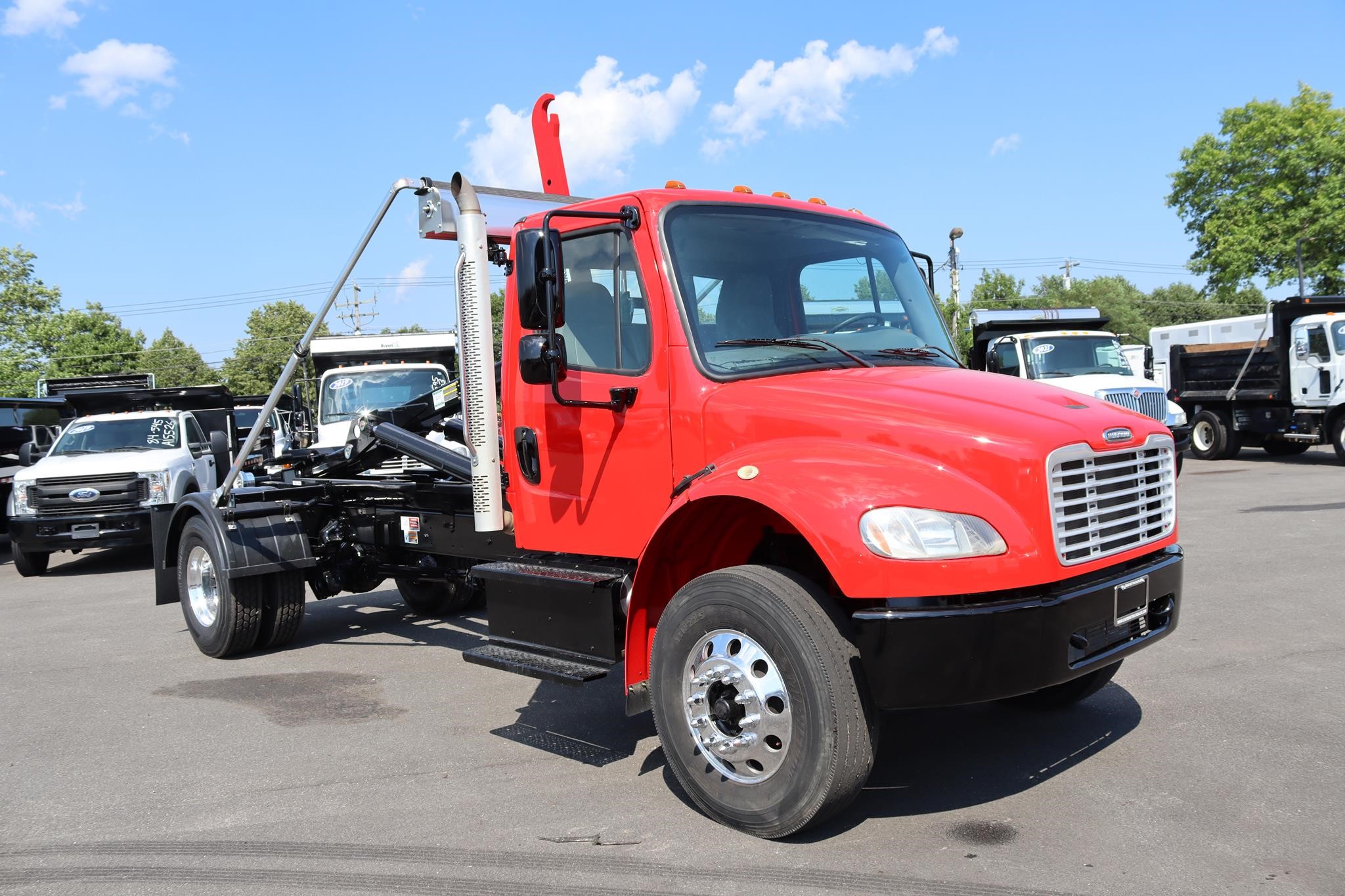 2016 FREIGHTLINER BUSINESS CLASS M2 106 2016 FREIGHTLINER BUSINESS CLASS M2 106 - image 4 of 6