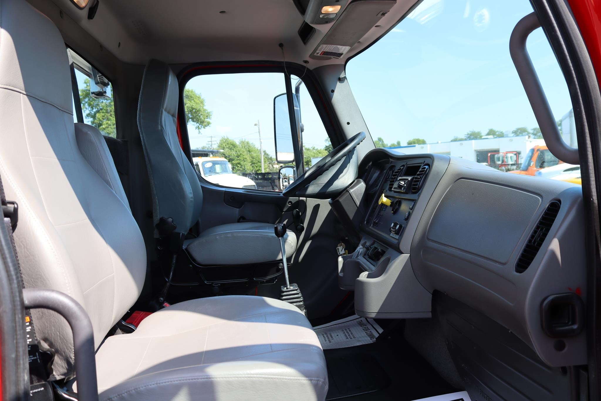 2016 FREIGHTLINER BUSINESS CLASS M2 106 11031472076 2016 FREIGHTLINER BUSINESS CLASS M2 106 11031472076