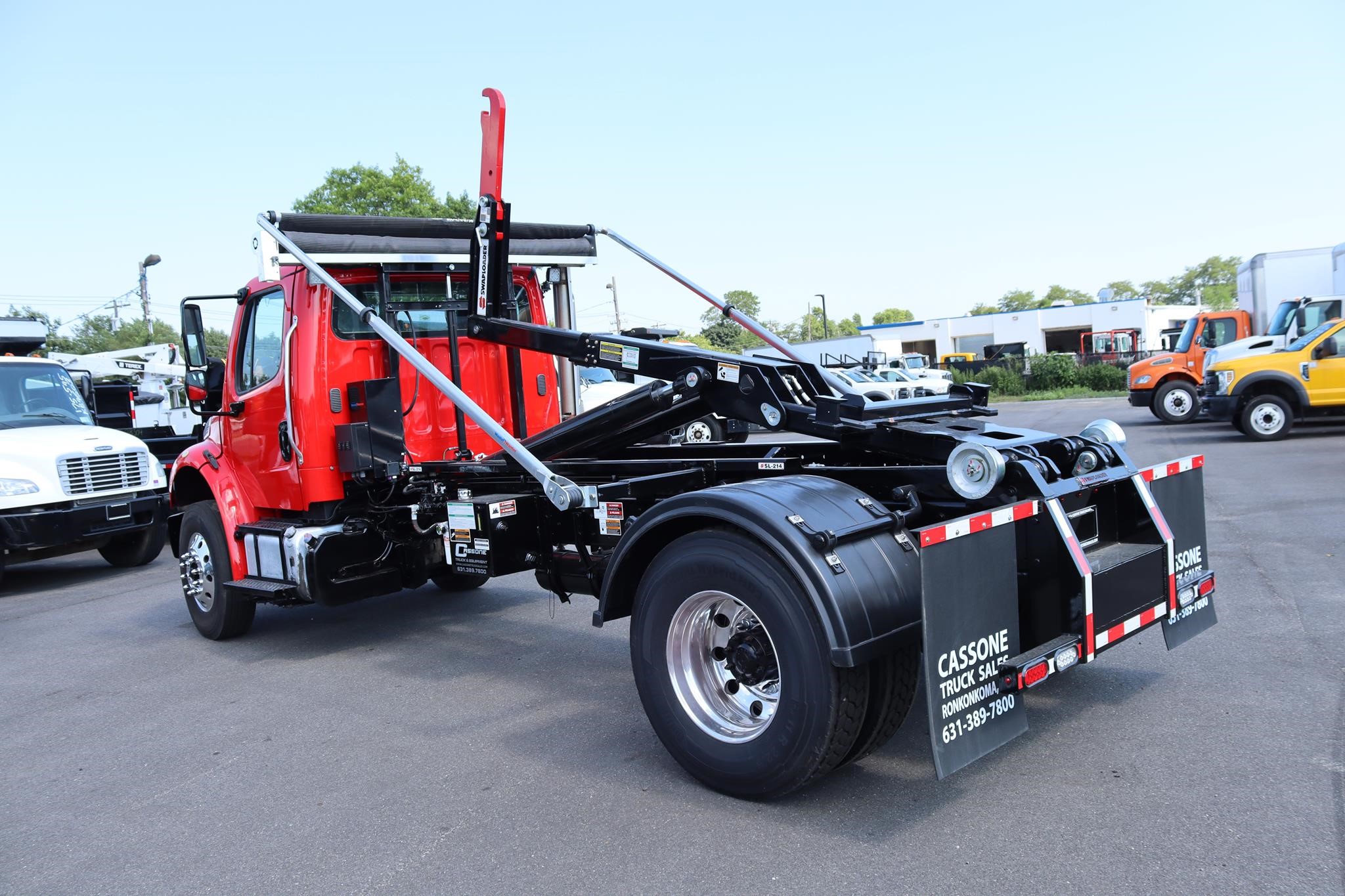 2016 FREIGHTLINER BUSINESS CLASS M2 106 2016 FREIGHTLINER BUSINESS CLASS M2 106 - image 2 of 6