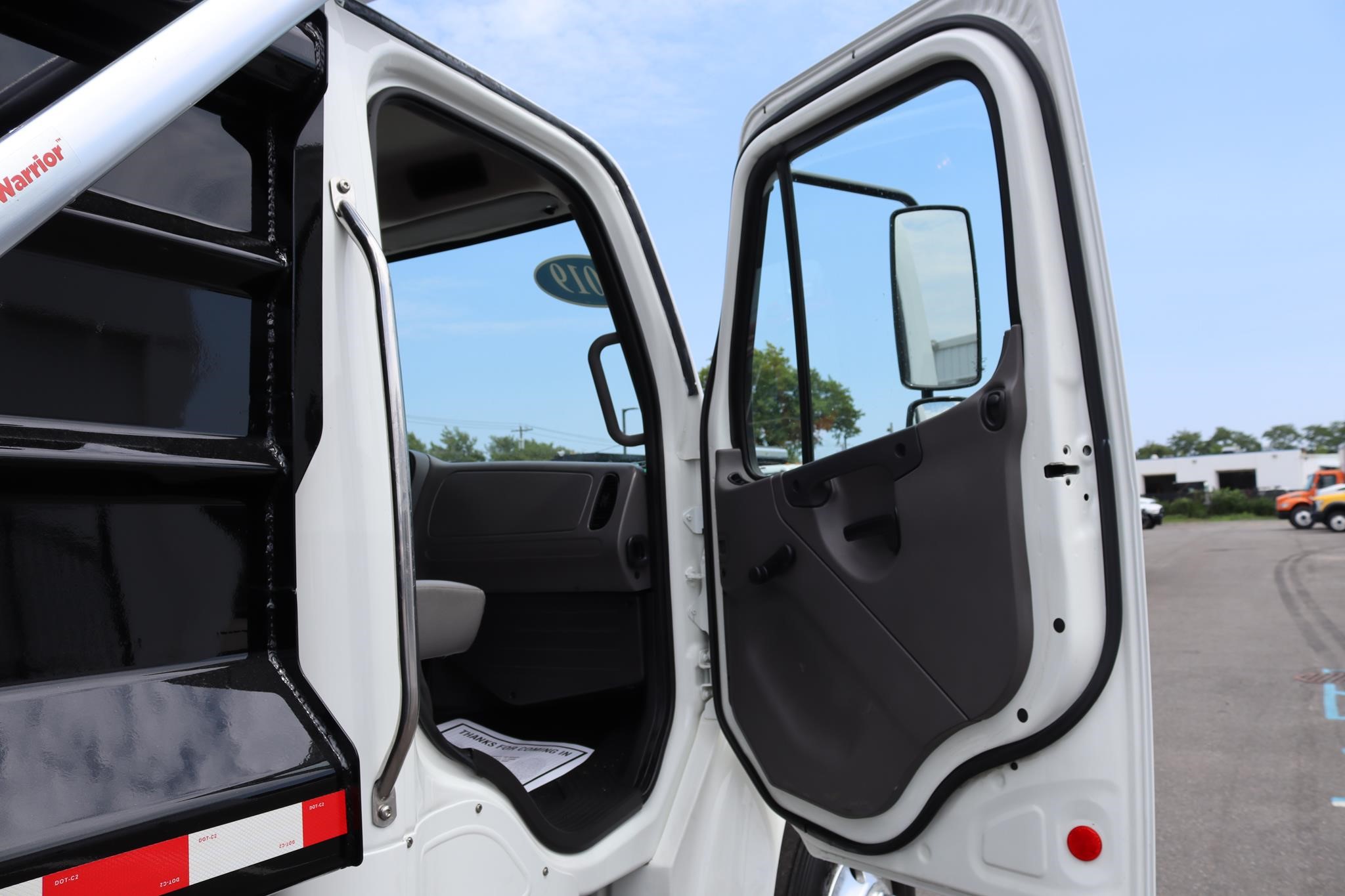 2019 FREIGHTLINER BUSINESS CLASS M2 106 11031644537 2019 FREIGHTLINER BUSINESS CLASS M2 106 11031644537