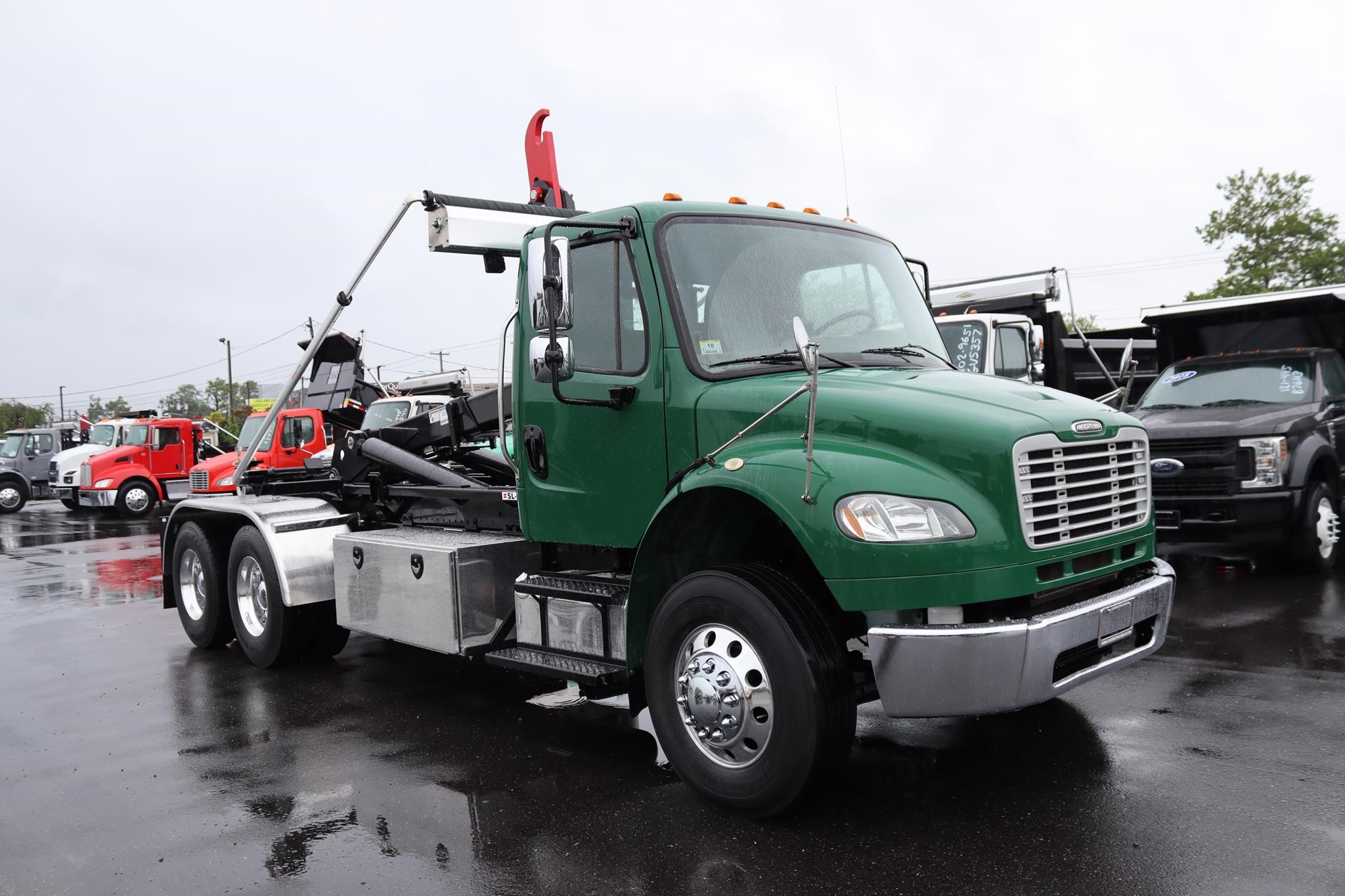 2019 FREIGHTLINER BUSINESS CLASS M2 106 2019 FREIGHTLINER BUSINESS CLASS M2 106 - image 5 of 6