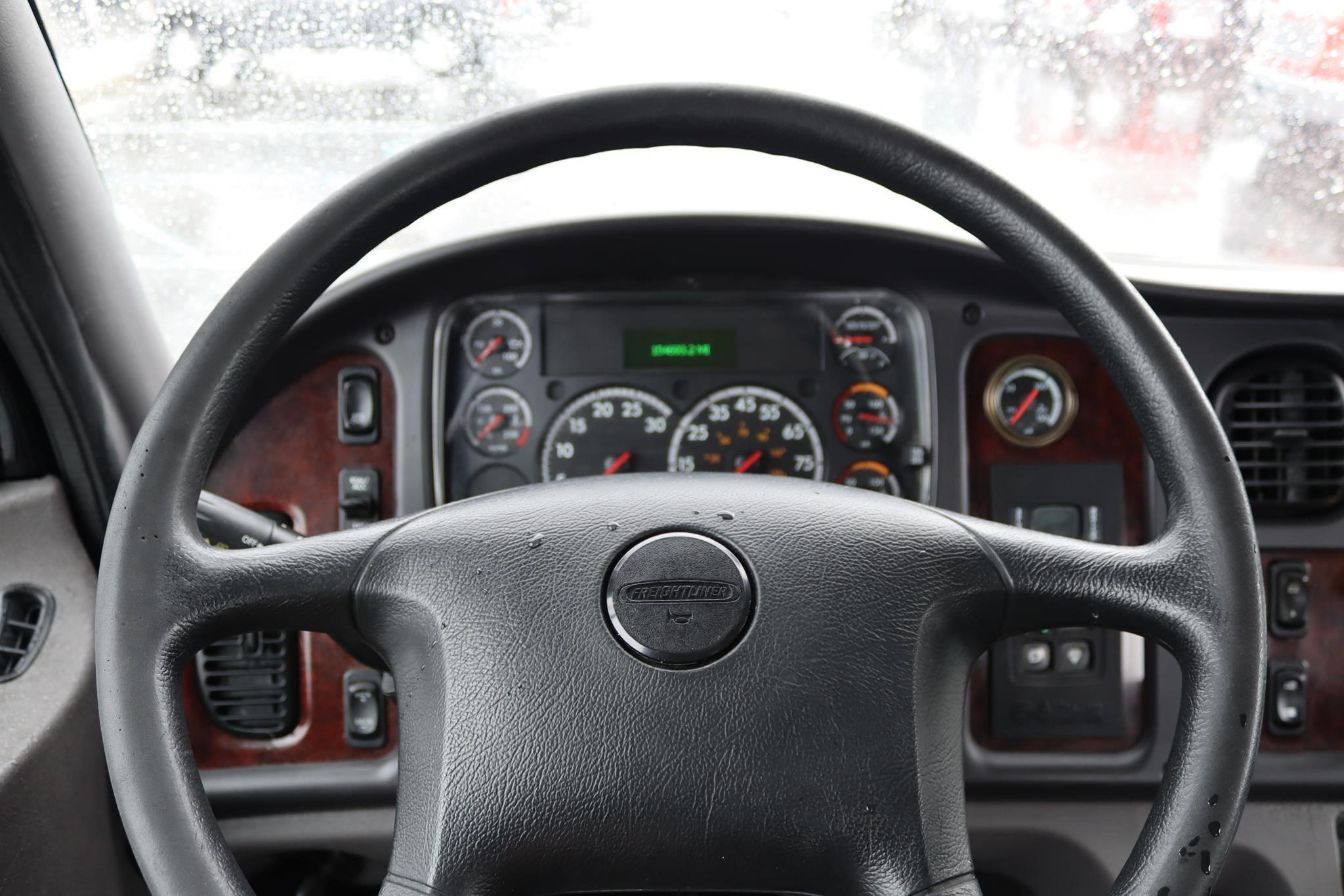 2019 FREIGHTLINER BUSINESS CLASS M2 106 11032413513 2019 FREIGHTLINER BUSINESS CLASS M2 106 11032413513