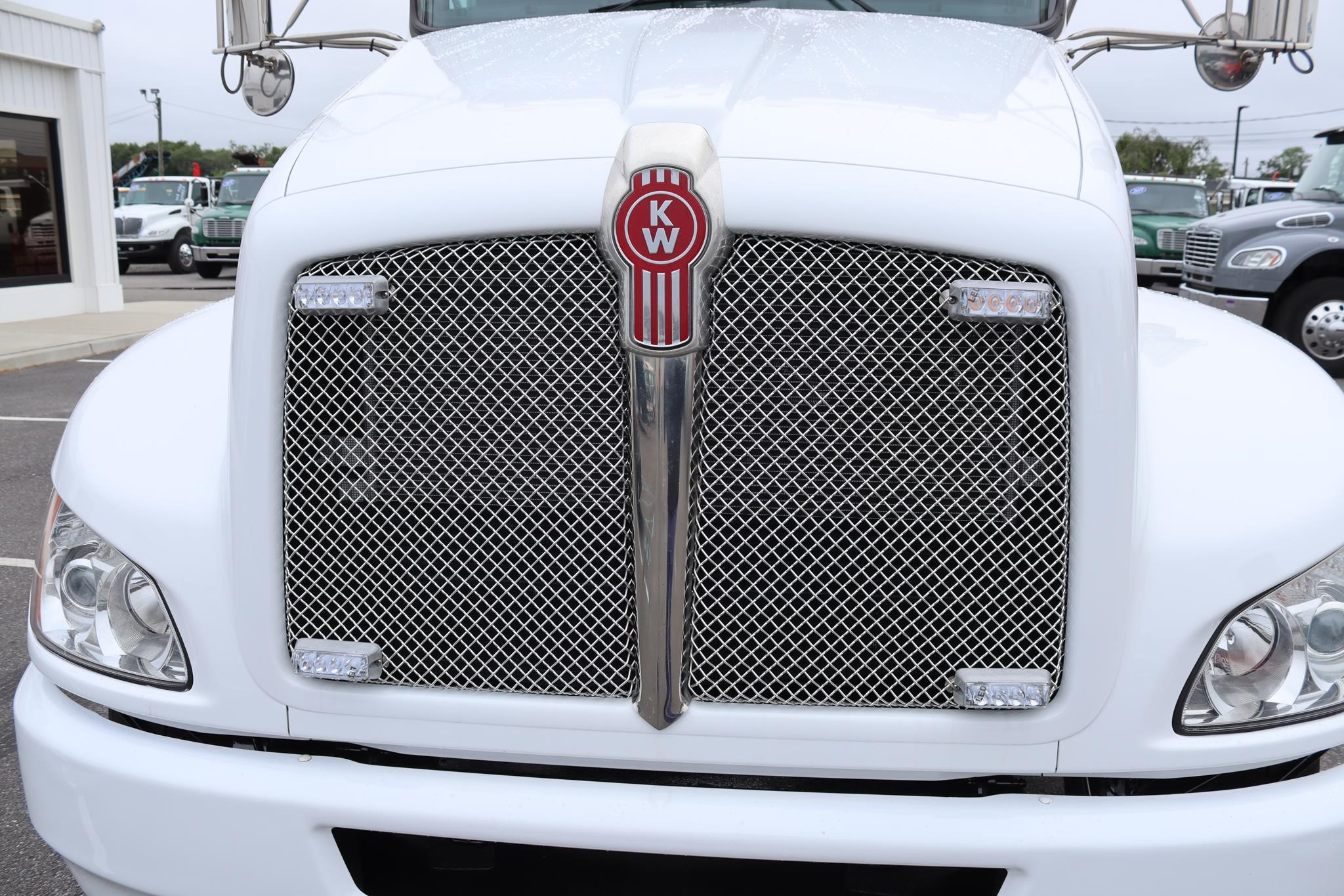 2021 KENWORTH T270 11032609272 2021 KENWORTH T270 11032609272