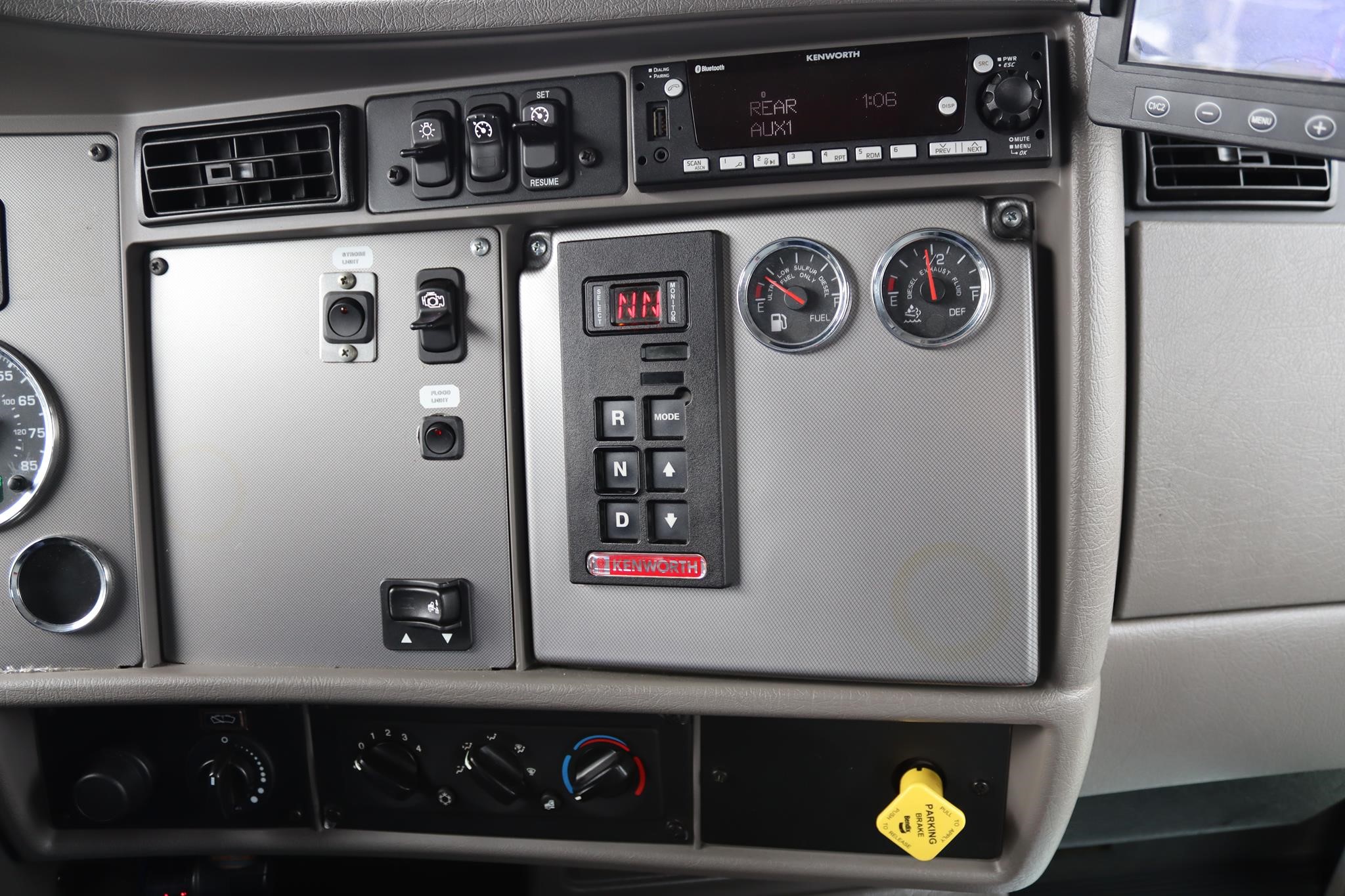 2021 KENWORTH T270 11032609470 2021 KENWORTH T270 11032609470