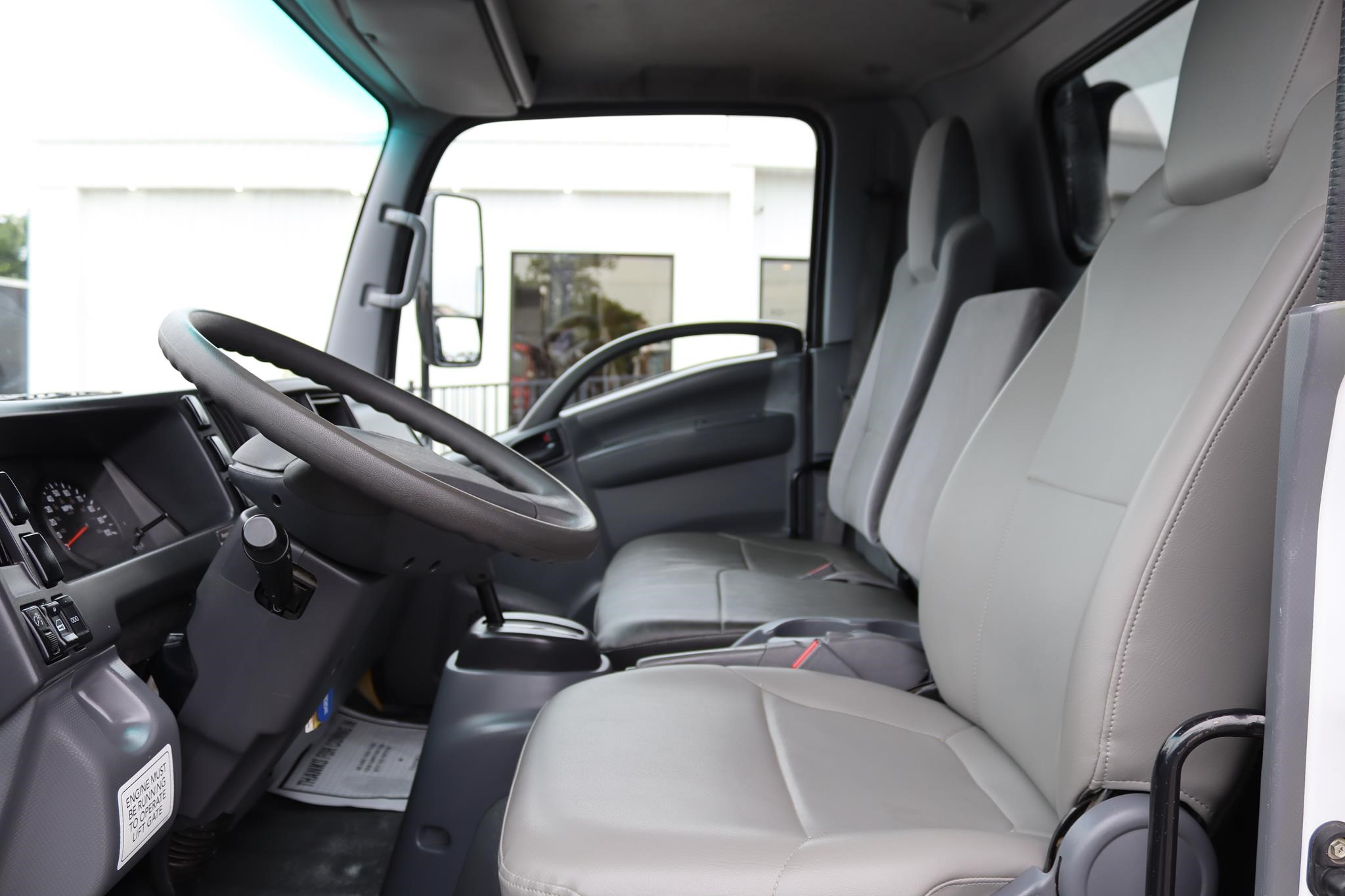 2019 ISUZU NPR HD 11033284072 2019 ISUZU NPR HD 11033284072