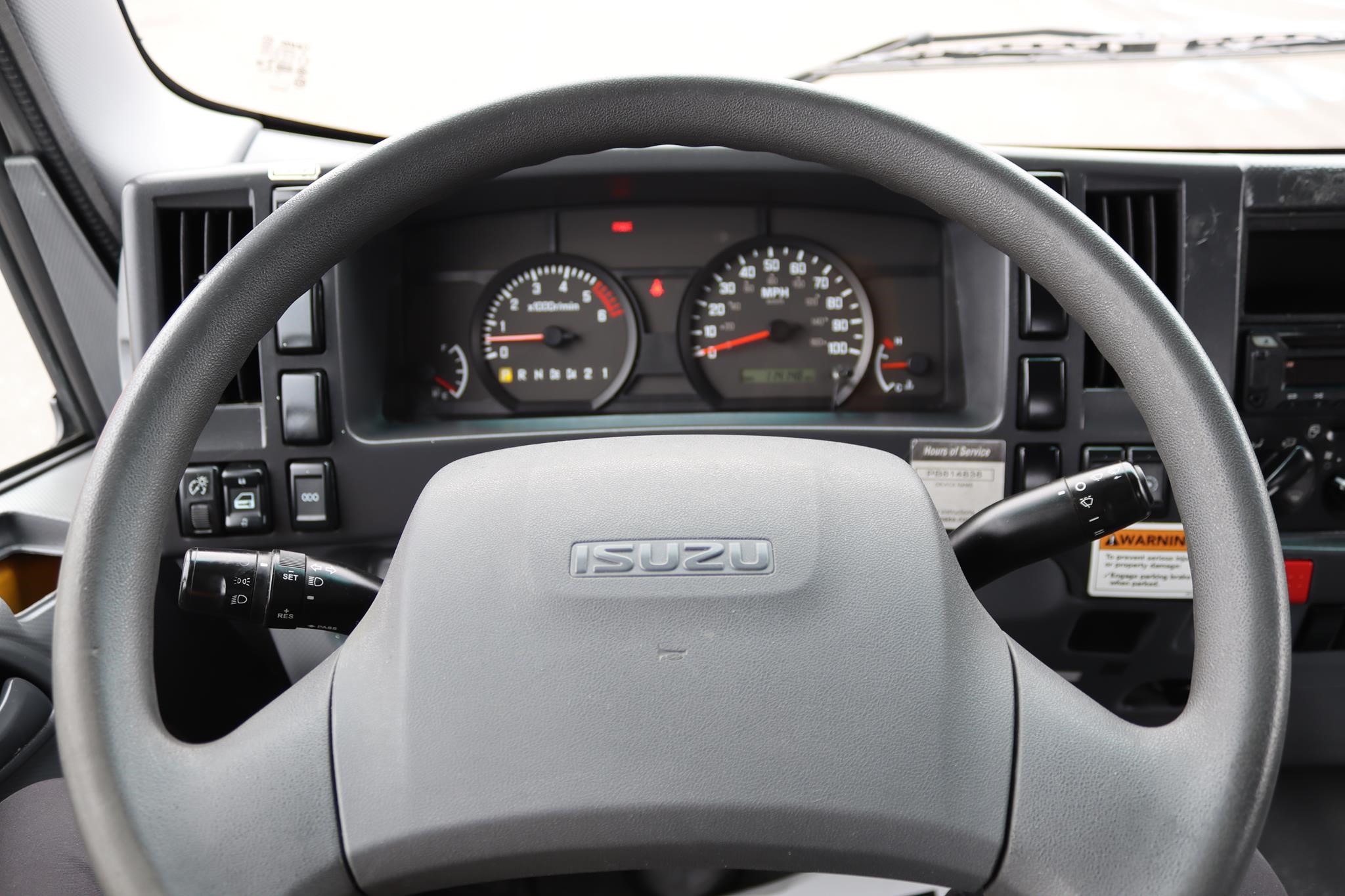 2019 ISUZU NPR HD 11033284088 2019 ISUZU NPR HD 11033284088