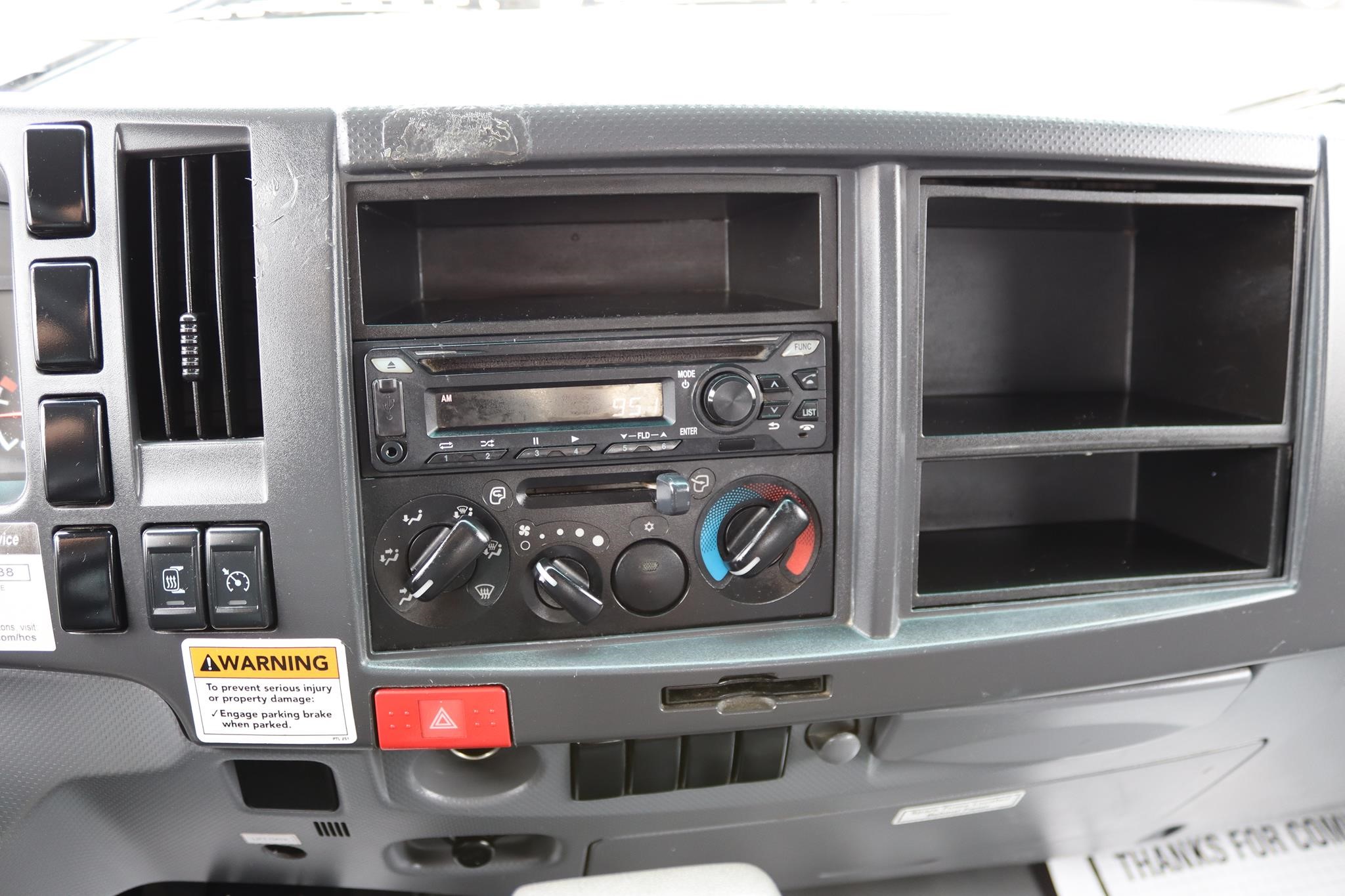 2019 ISUZU NPR HD 11033284126 2019 ISUZU NPR HD 11033284126