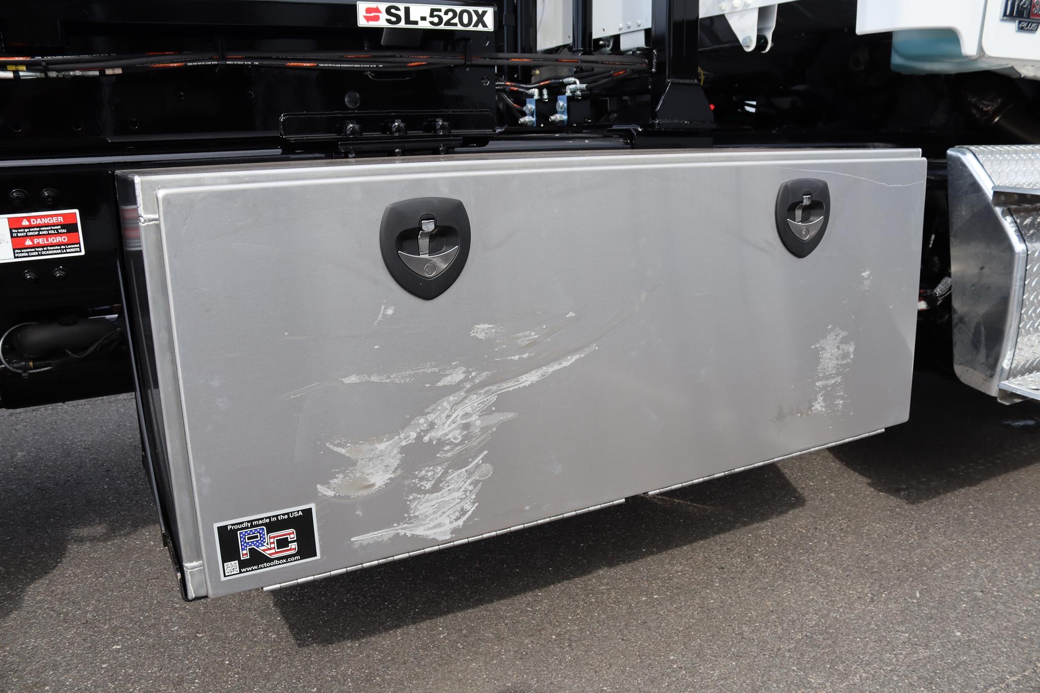 2027 FREIGHTLINER 114SD PLUS 11033527298 2027 FREIGHTLINER 114SD PLUS 11033527298