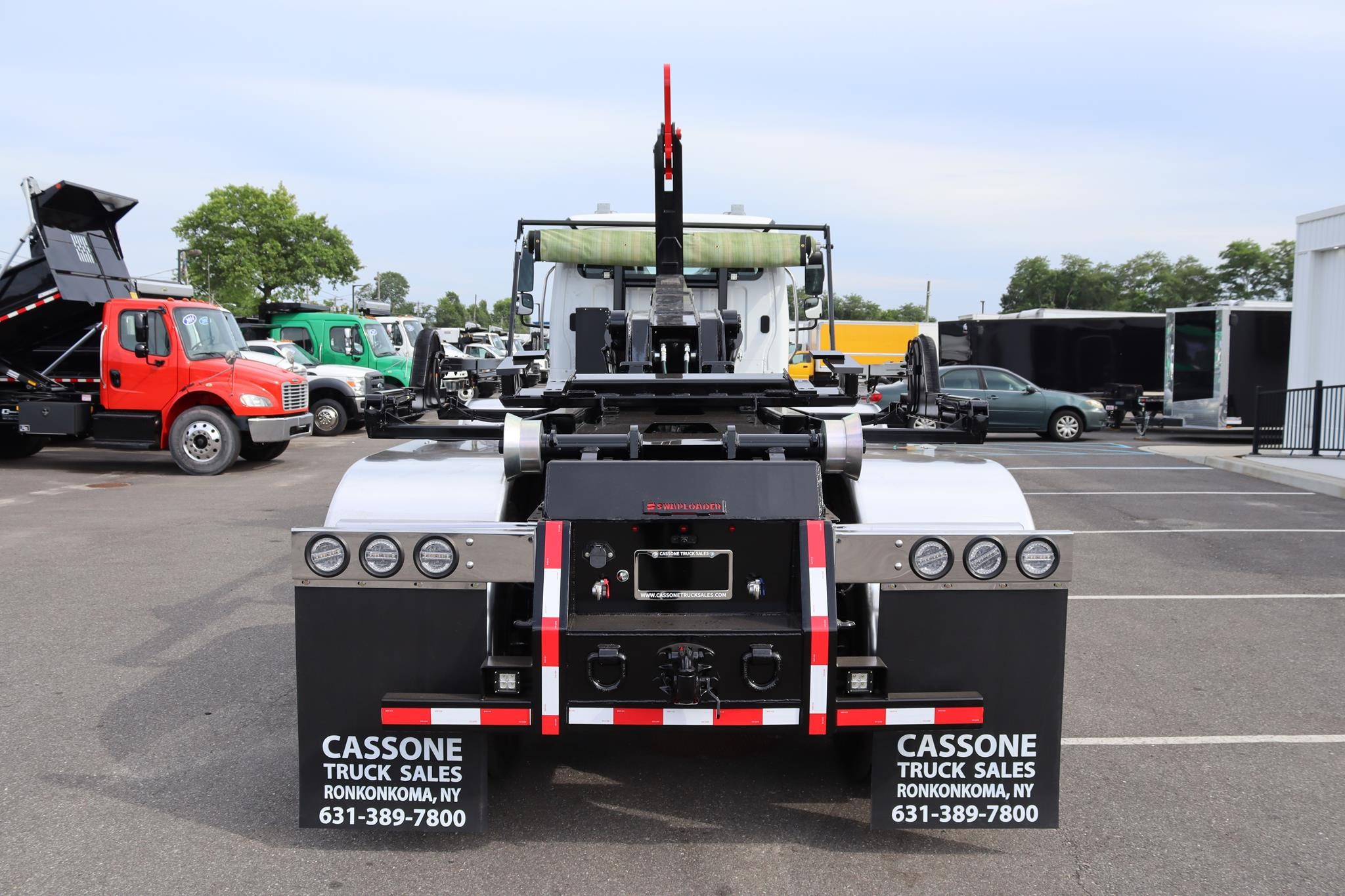 2027 FREIGHTLINER 114SD PLUS 2027 FREIGHTLINER 114SD PLUS - image 3 of 6