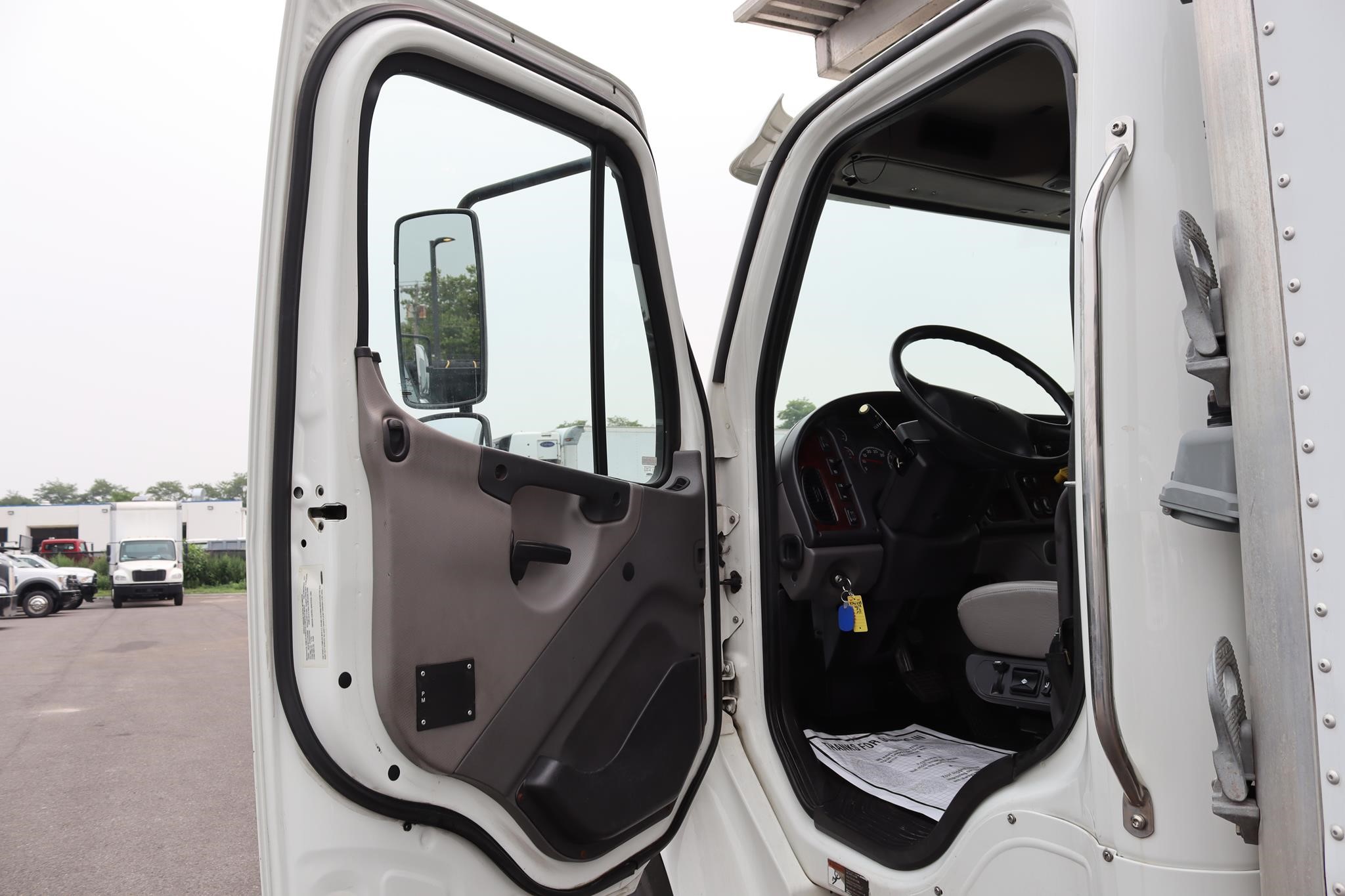 2018 FREIGHTLINER BUSINESS CLASS M2 106 11034344314 2018 FREIGHTLINER BUSINESS CLASS M2 106 11034344314