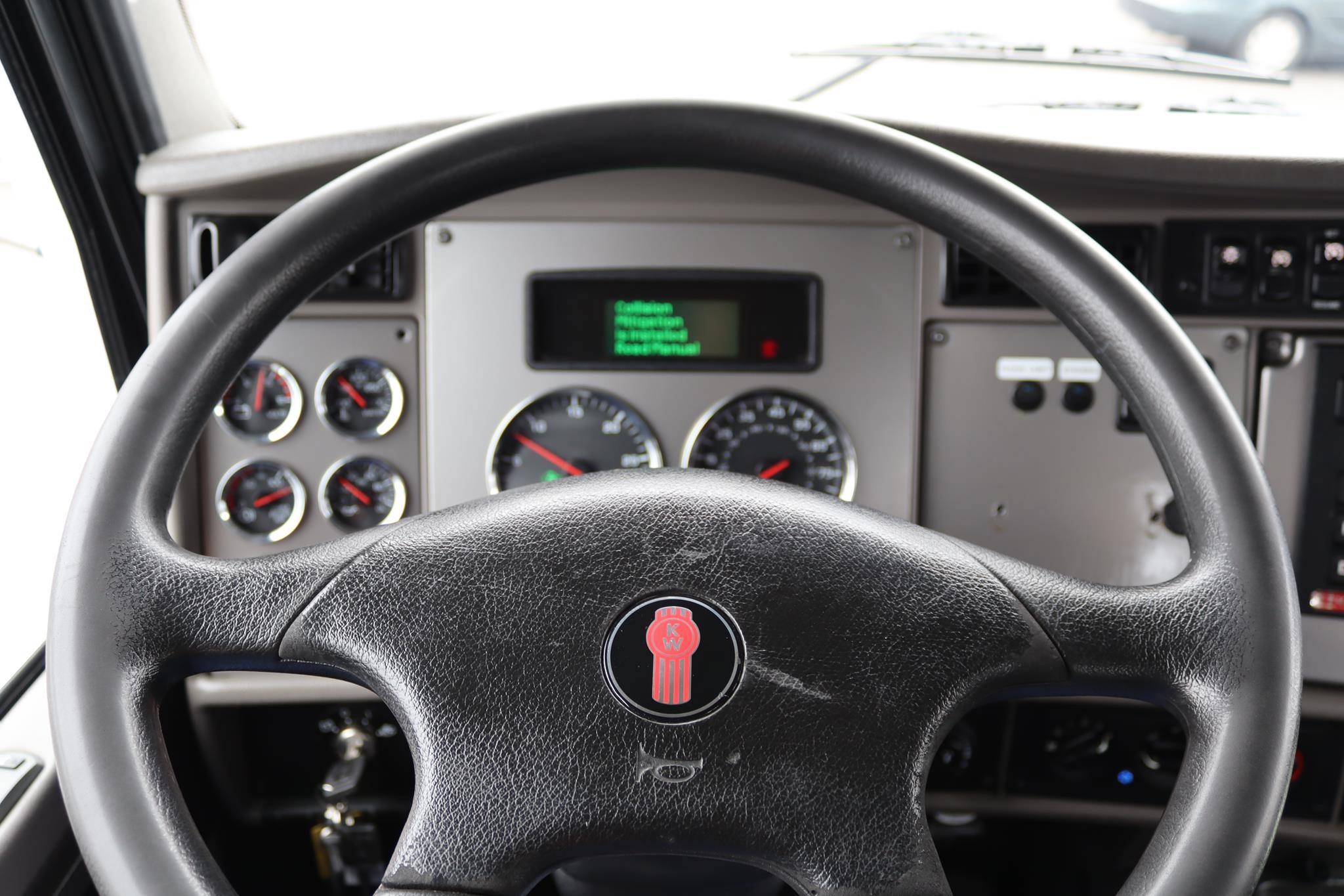 2021 KENWORTH T270 11035089356 2021 KENWORTH T270 11035089356