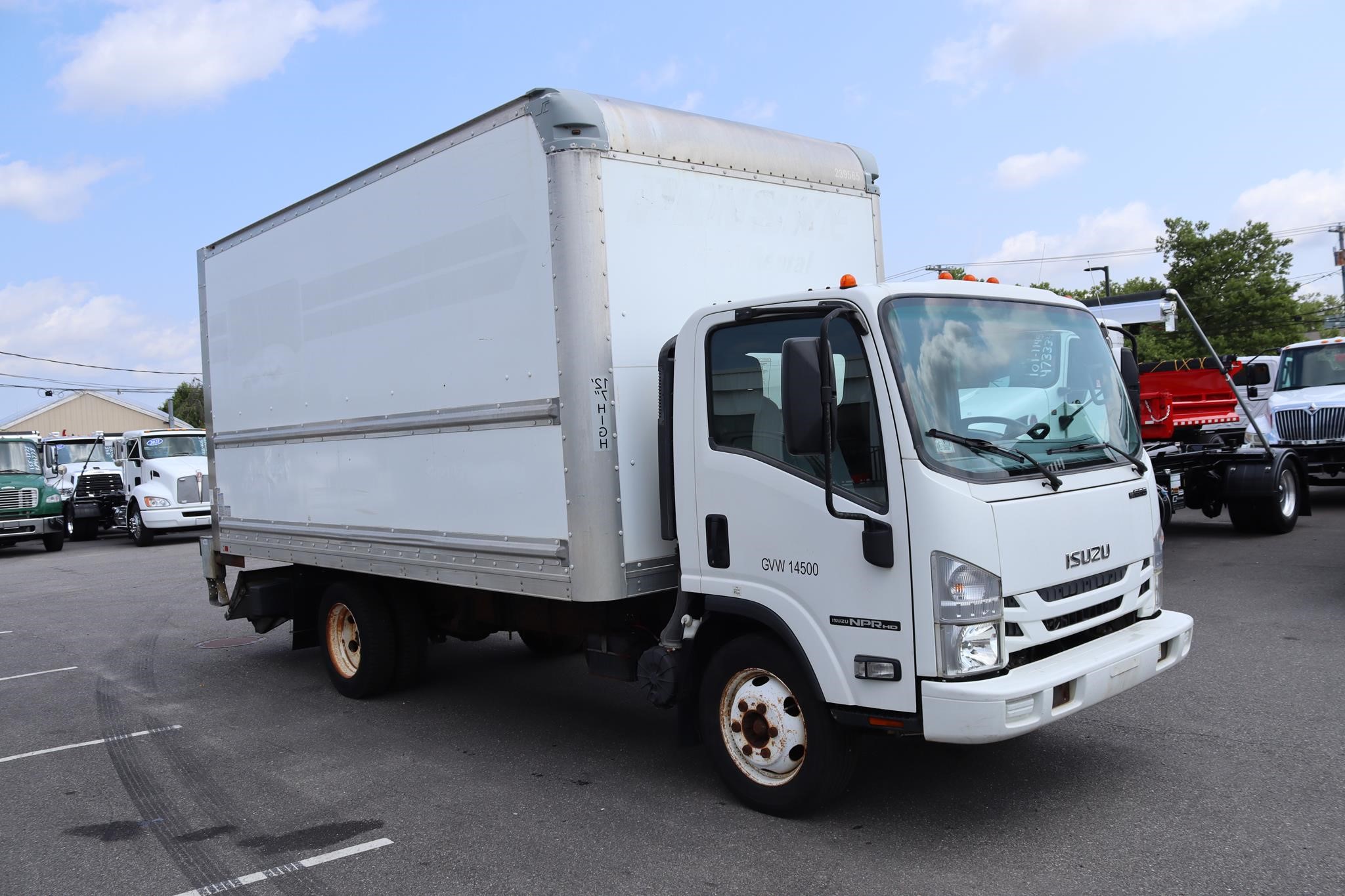 2017 ISUZU NPR HD 2017 ISUZU NPR HD - image 5 of 6