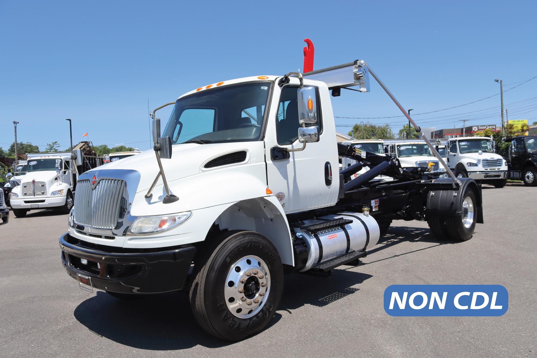 2020 INTERNATIONAL MV 2020 INTERNATIONAL MV - image 1 of 6