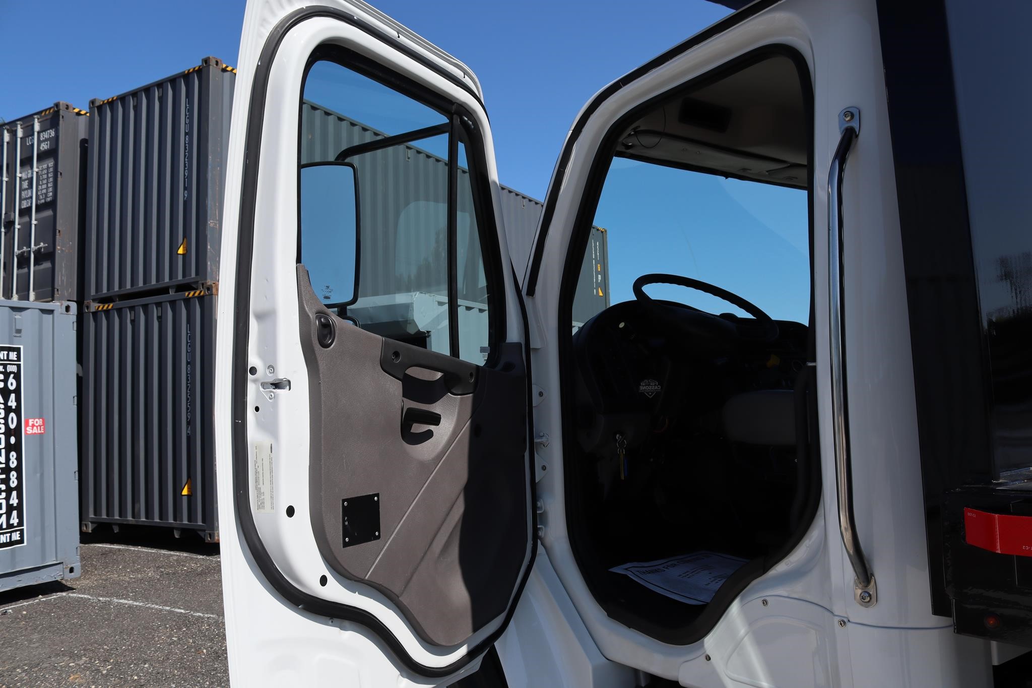 2019 FREIGHTLINER BUSINESS CLASS M2 106 11035543986 2019 FREIGHTLINER BUSINESS CLASS M2 106 11035543986