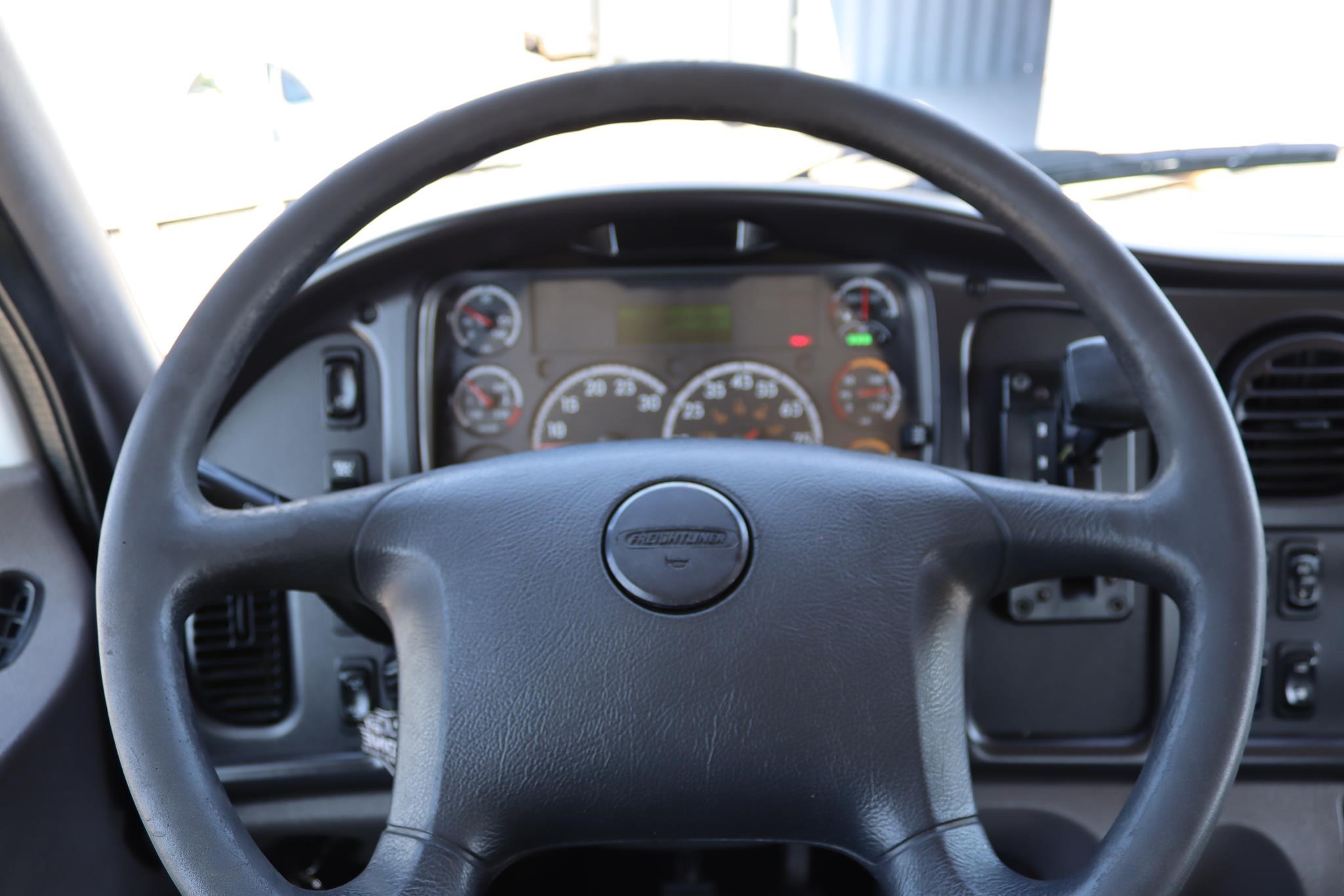 2019 FREIGHTLINER BUSINESS CLASS M2 106 11035544011 2019 FREIGHTLINER BUSINESS CLASS M2 106 11035544011