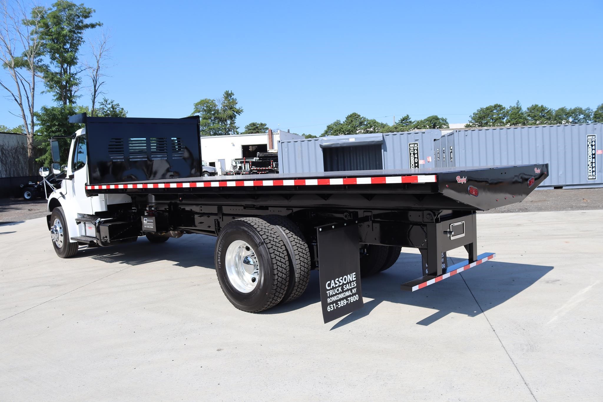 2019 FREIGHTLINER BUSINESS CLASS M2 106 2019 FREIGHTLINER BUSINESS CLASS M2 106 - image 2 of 6