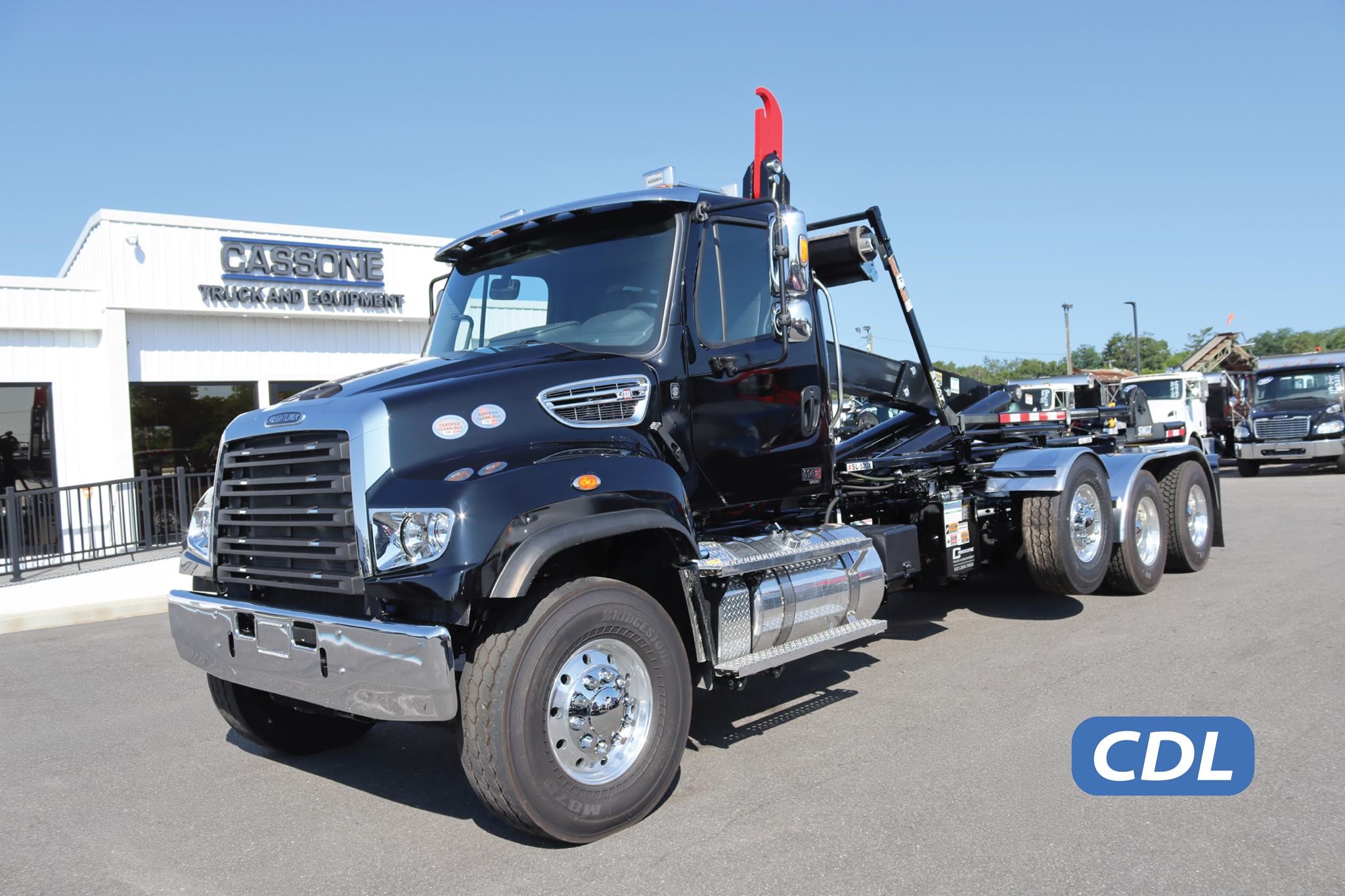 2027 FREIGHTLINER 114SD PLUS 2027 FREIGHTLINER 114SD PLUS - image 1 of 6