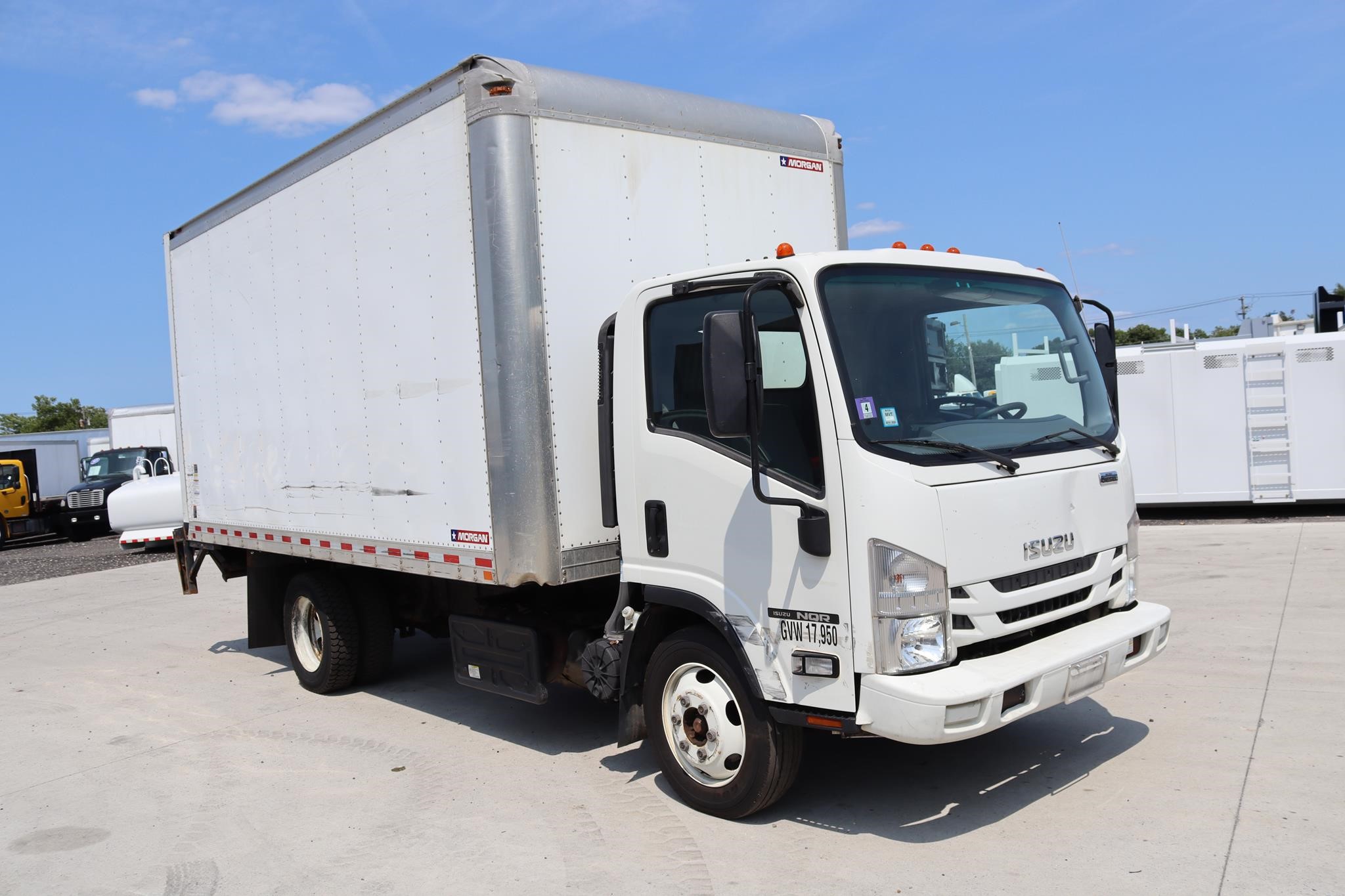 2019 ISUZU NQR 11035846194 2019 ISUZU NQR 11035846194