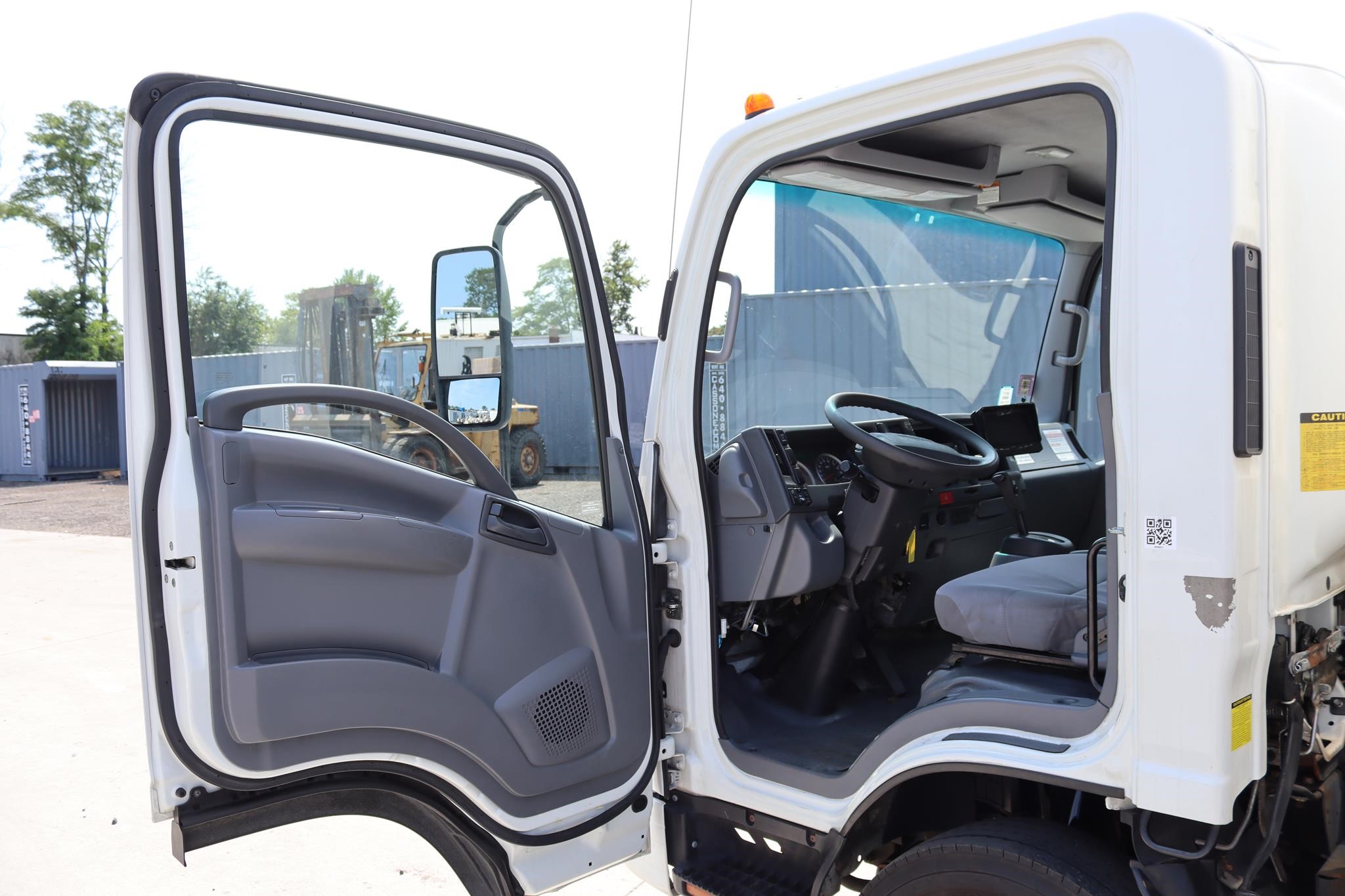 2019 ISUZU NQR 11035847410 2019 ISUZU NQR 11035847410