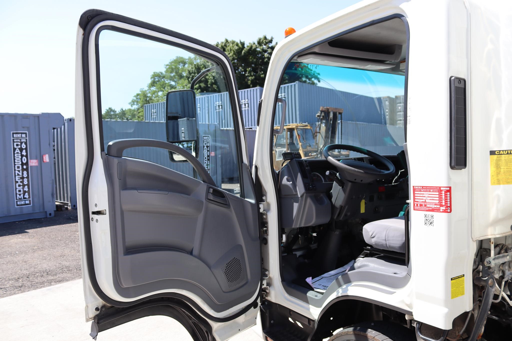 2019 ISUZU NQR 11035861739 2019 ISUZU NQR 11035861739