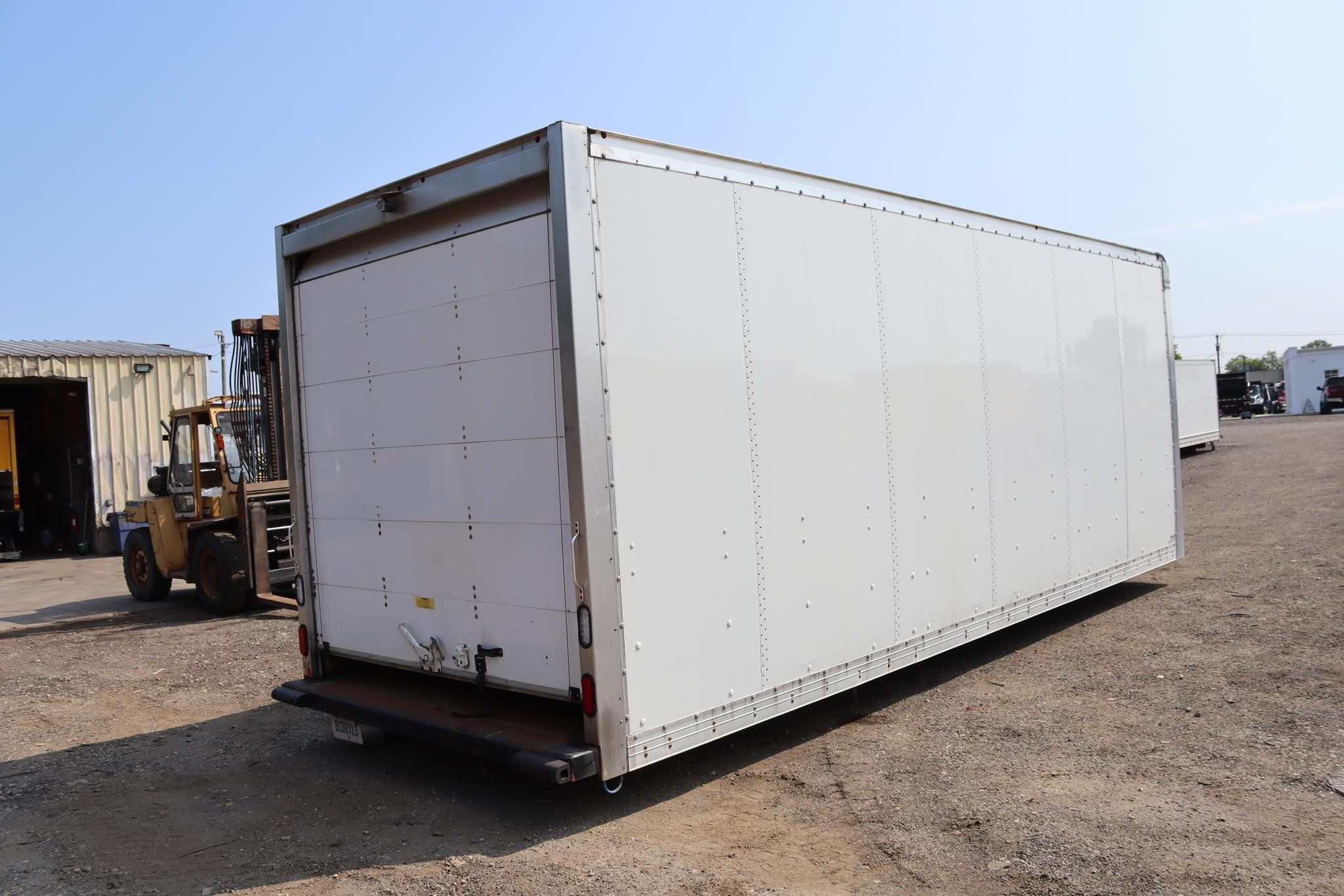 2020 MULTI VANS 24 FT 2020 MULTI VANS 24 FT - image 1 of 6