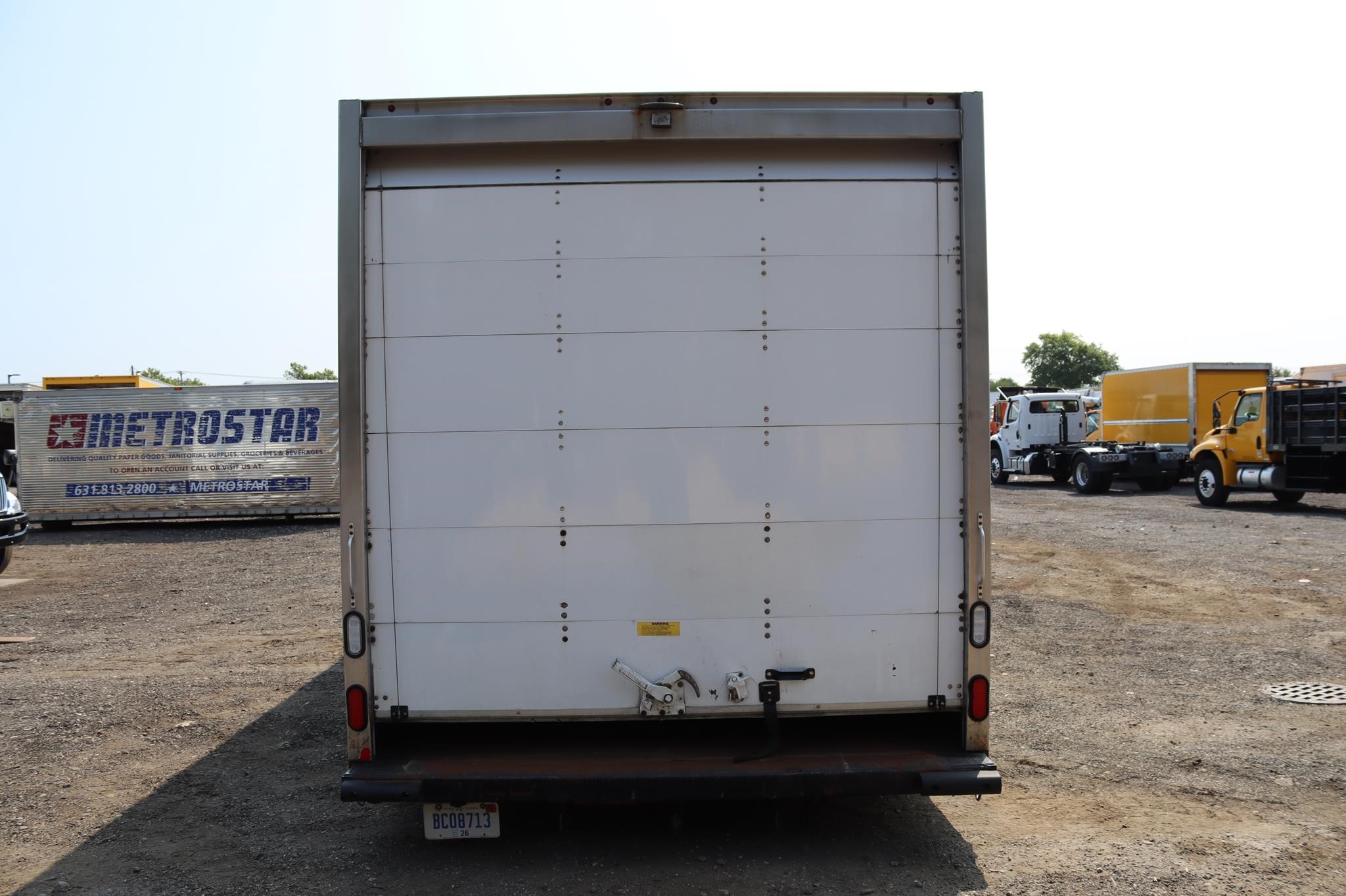 2020 MULTI VANS 24 FT 2020 MULTI VANS 24 FT - image 2 of 6