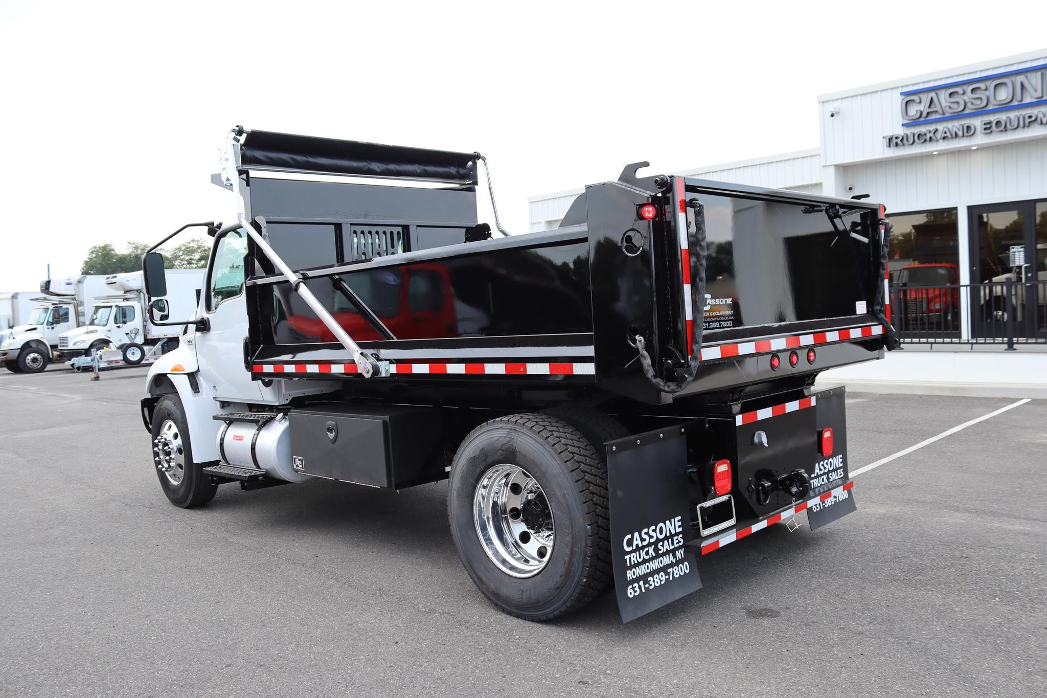 2020 INTERNATIONAL MV 2020 INTERNATIONAL MV - image 2 of 6