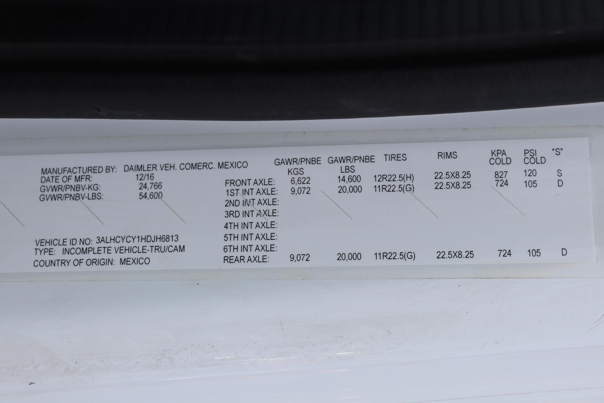 2017 FREIGHTLINER BUSINESS CLASS M2 106 11036321562 2017 FREIGHTLINER BUSINESS CLASS M2 106 11036321562