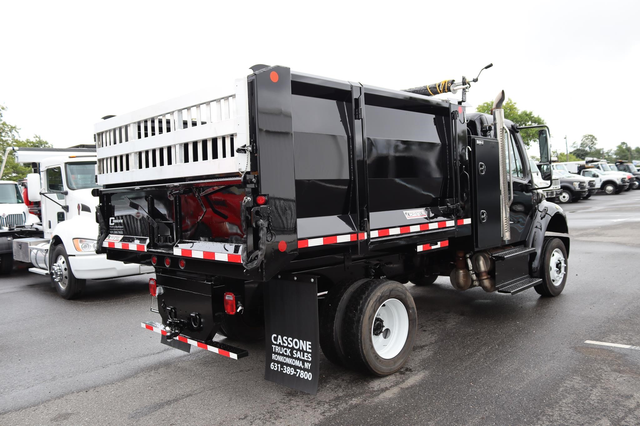 2015 FREIGHTLINER BUSINESS CLASS M2 106 11036708195 2015 FREIGHTLINER BUSINESS CLASS M2 106 11036708195