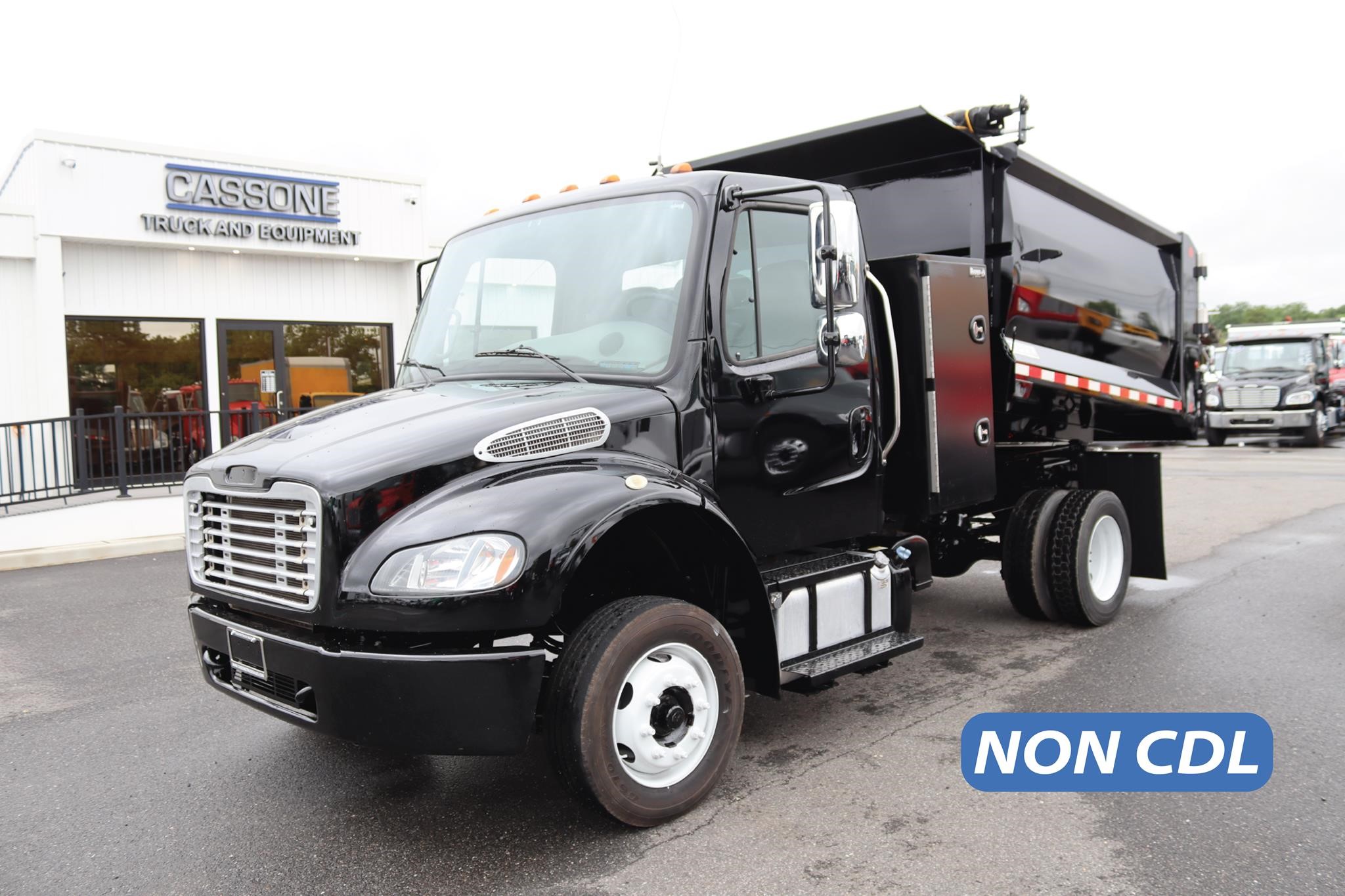 2015 FREIGHTLINER BUSINESS CLASS M2 106 11036708720 2015 FREIGHTLINER BUSINESS CLASS M2 106 11036708720