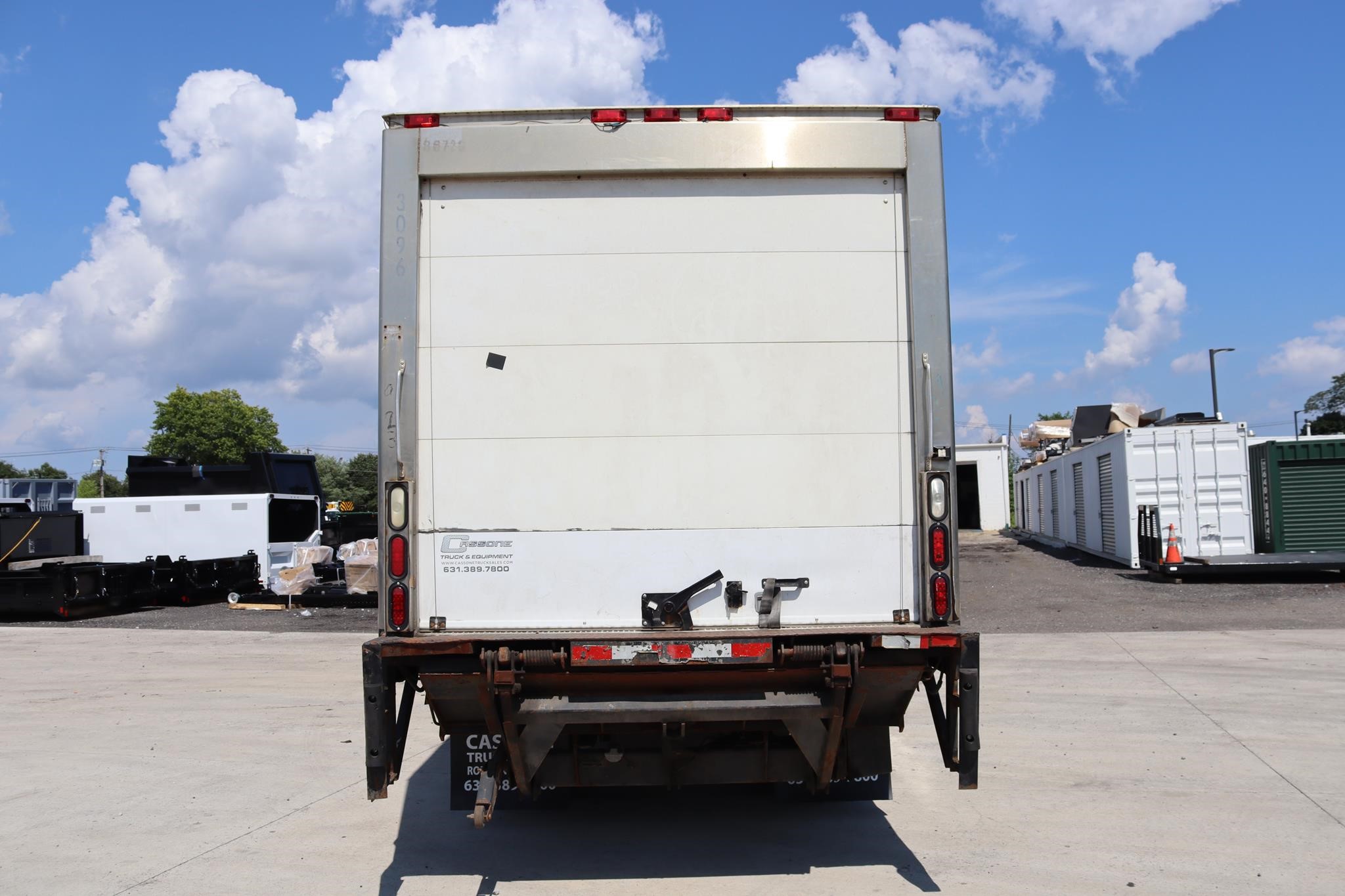 2016 ISUZU NRR 11037160289 2016 ISUZU NRR 11037160289