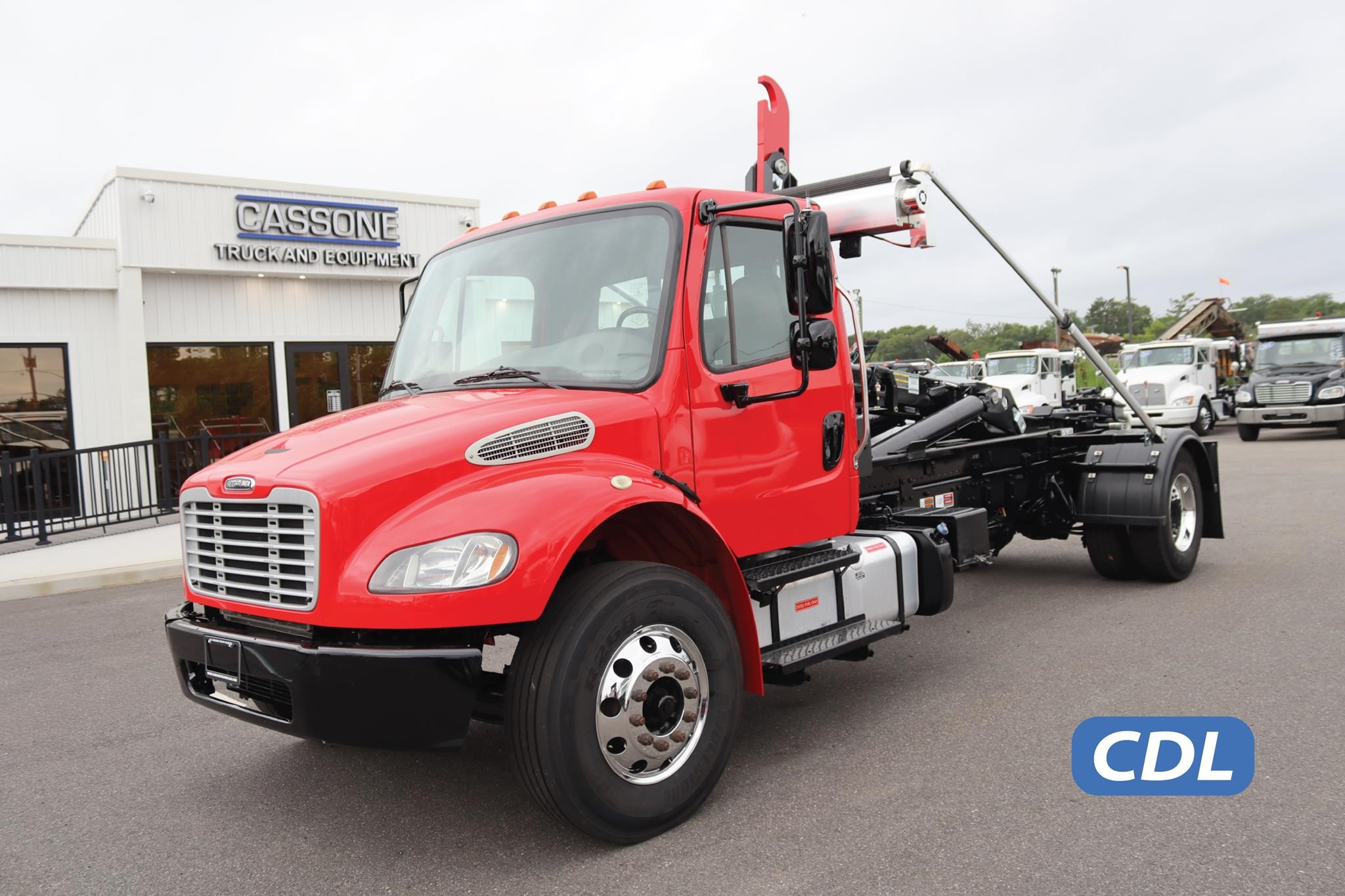 2019 FREIGHTLINER BUSINESS CLASS M2 106 2019 FREIGHTLINER BUSINESS CLASS M2 106 - image 1 of 6