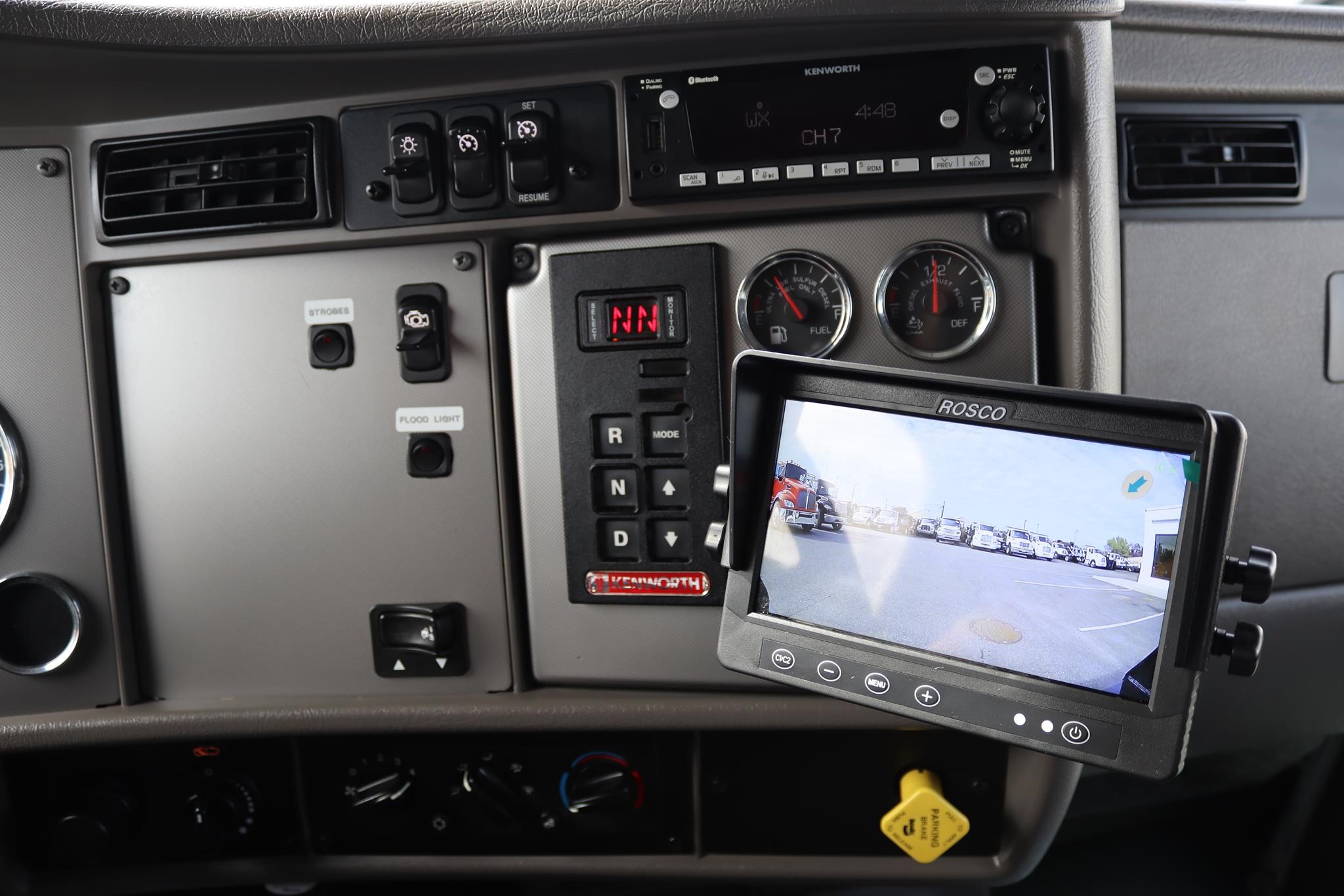 2022 KENWORTH T270 11037823937 2022 KENWORTH T270 11037823937
