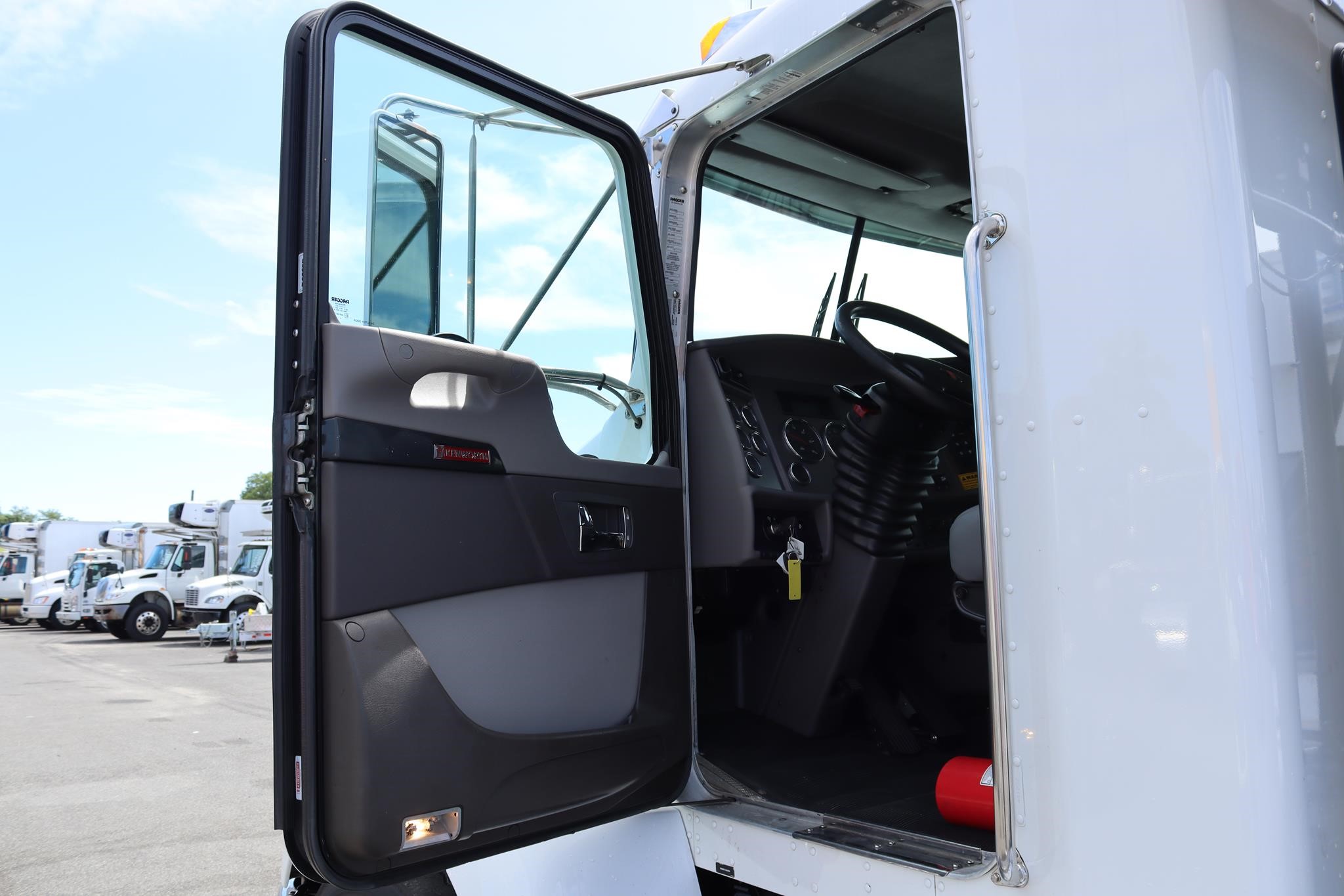 2021 KENWORTH T370 11037930113 2021 KENWORTH T370 11037930113