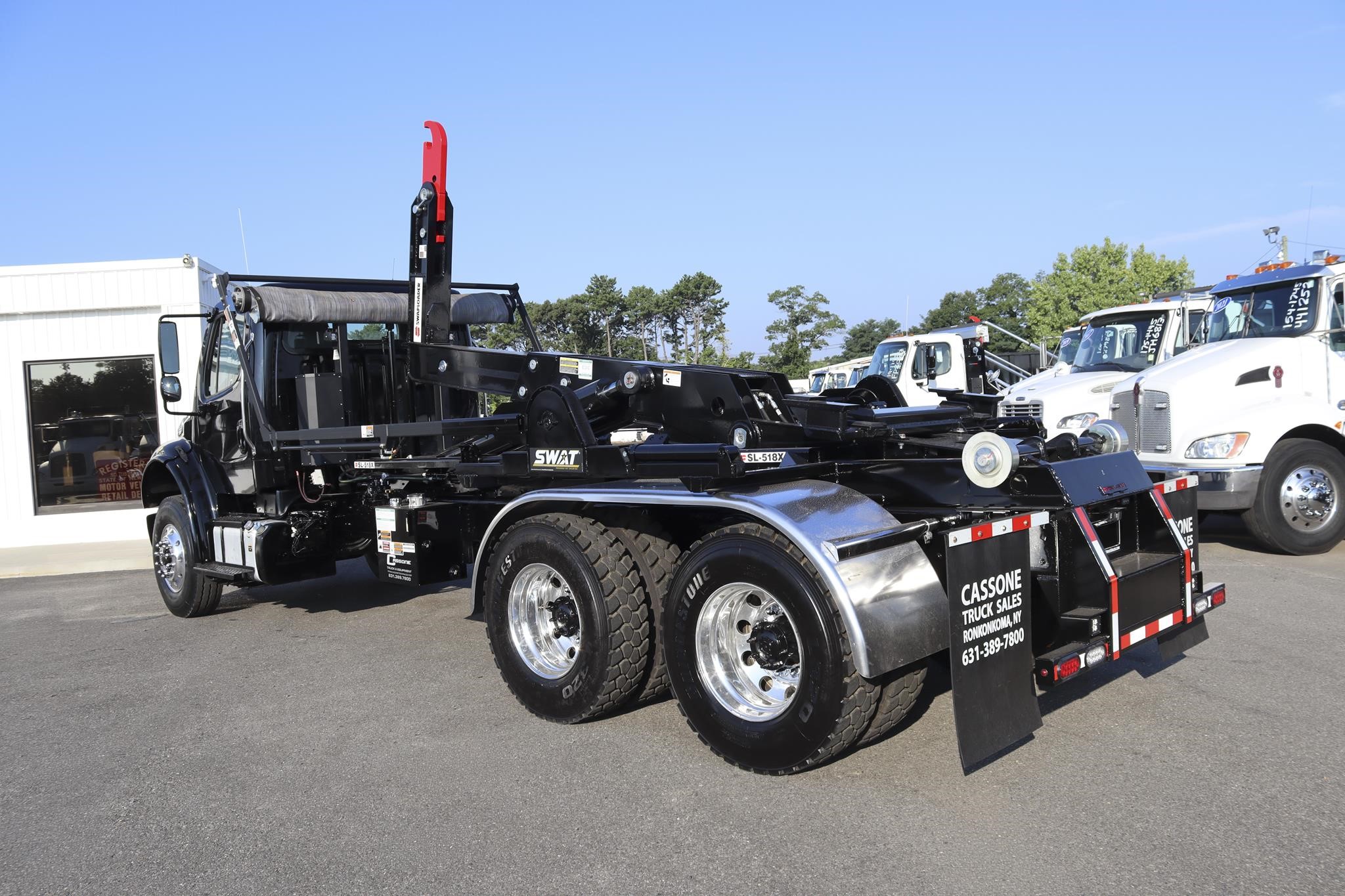 2015 FREIGHTLINER BUSINESS CLASS M2 106 2015 FREIGHTLINER BUSINESS CLASS M2 106 - image 2 of 6