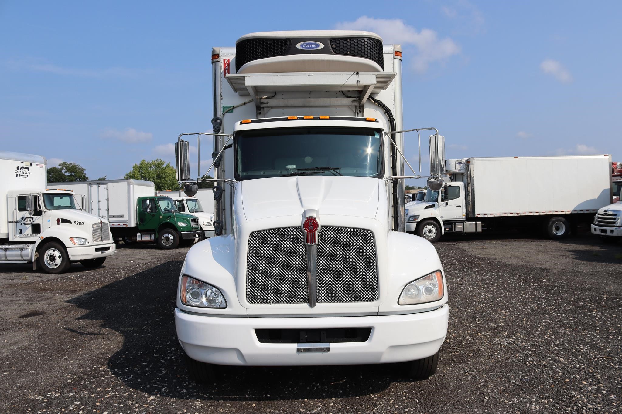2021 KENWORTH T270 11039502475 2021 KENWORTH T270 11039502475