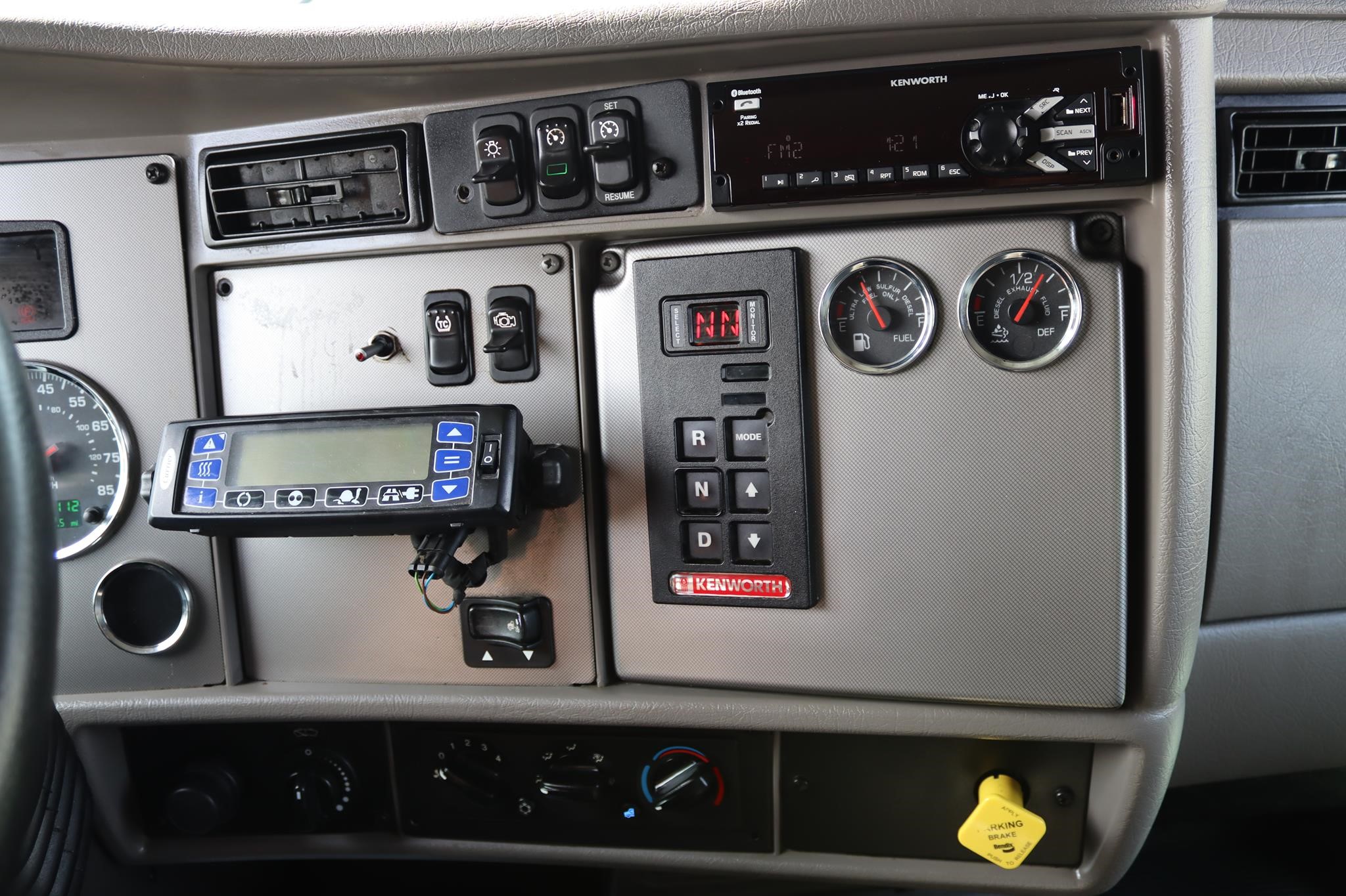 2021 KENWORTH T270 11039502656 2021 KENWORTH T270 11039502656